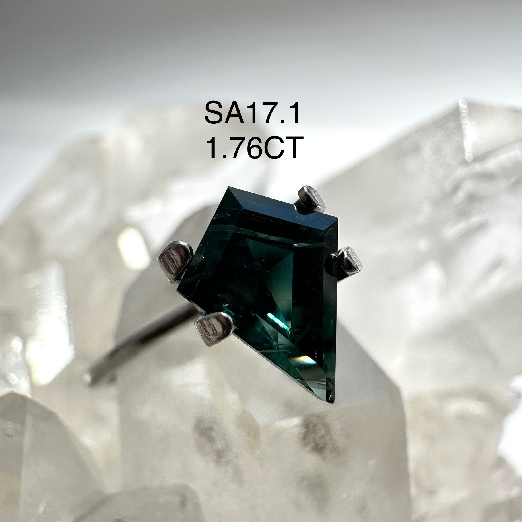1.76CT Kite Cut shaped Australian Partii Sapphire