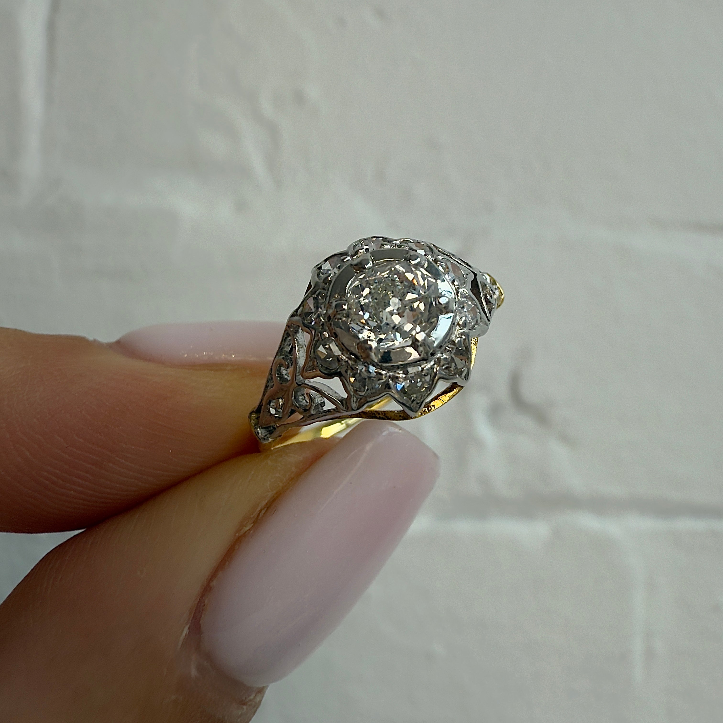 Vintage Bijoux - Antique Diamond Cluster Ring - 145 years old