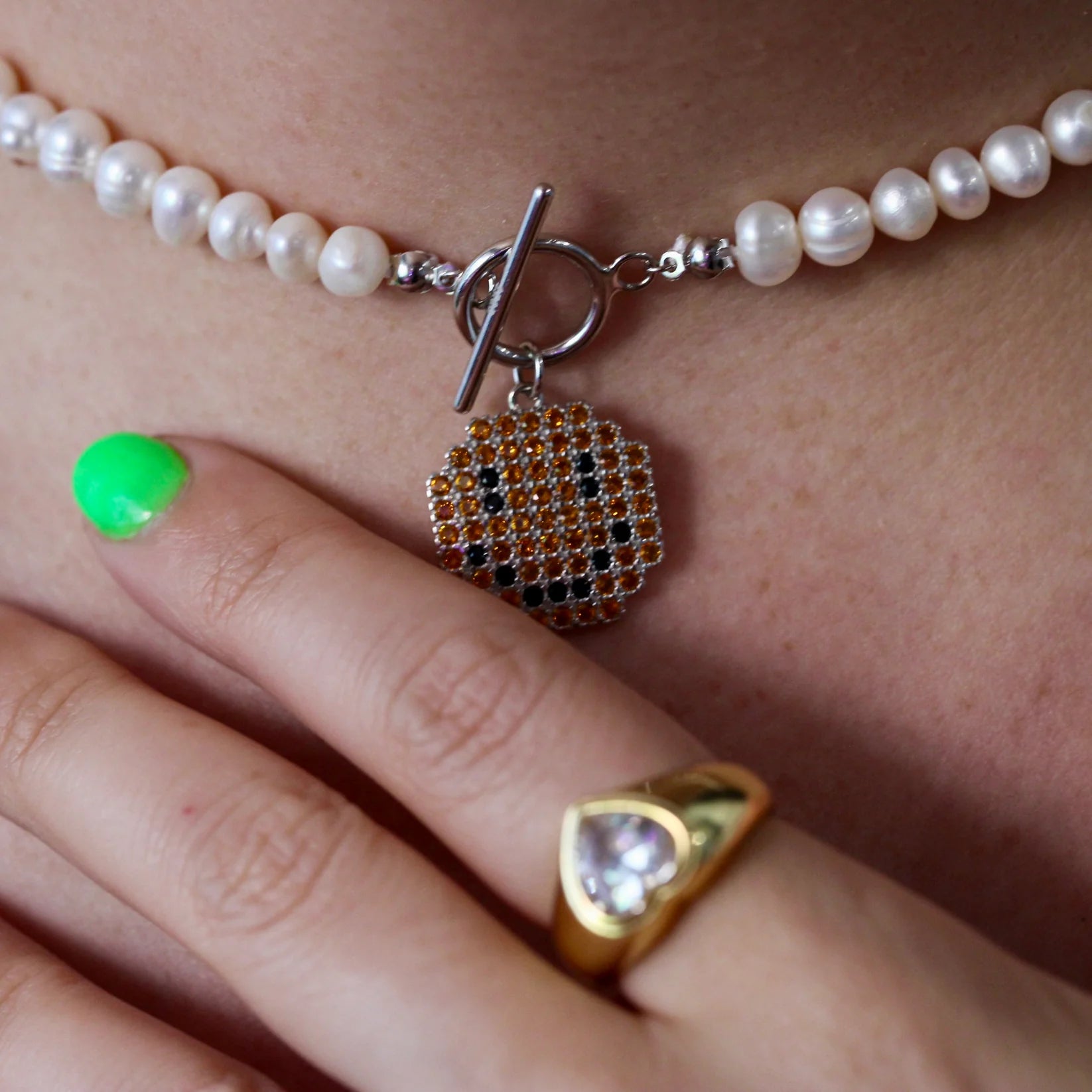Base ~ Smiley Pearl Necklace