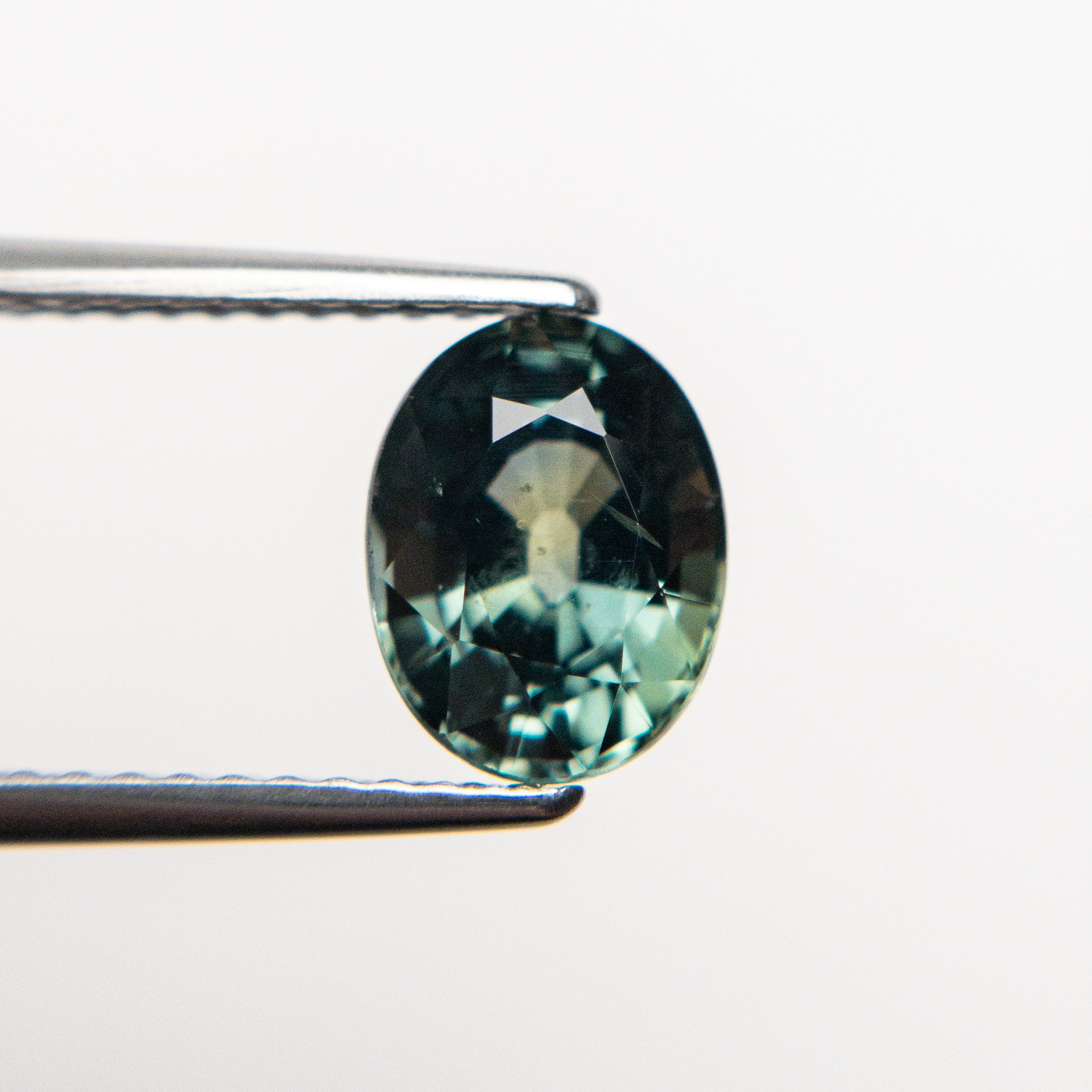 2.11ct 7.98x6.10x4.96mm Oval Brilliant Sapphire 19457-01