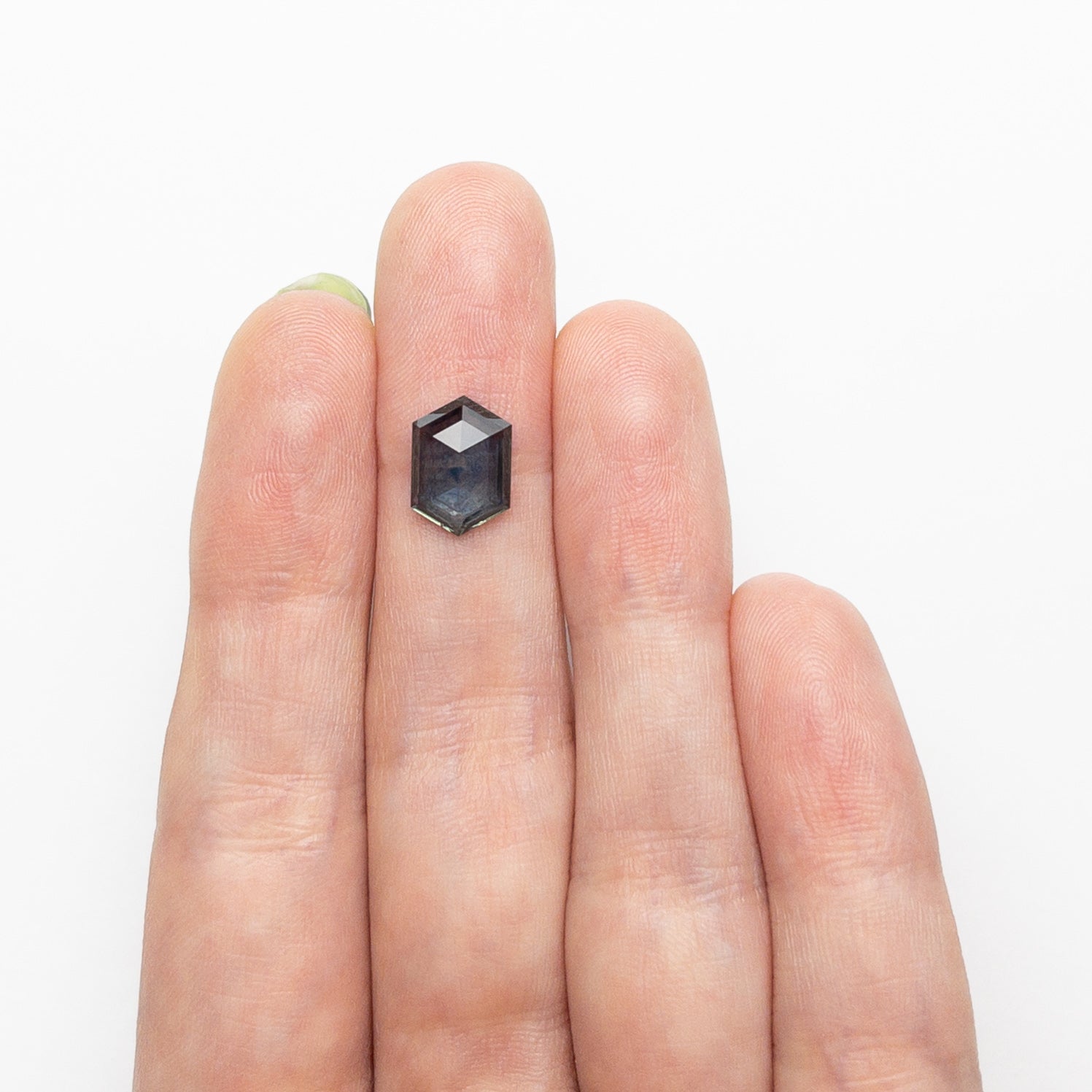 2.75ct 10.38x7.35x3.28mm Hexagon Rosecut Sapphire 22266-35