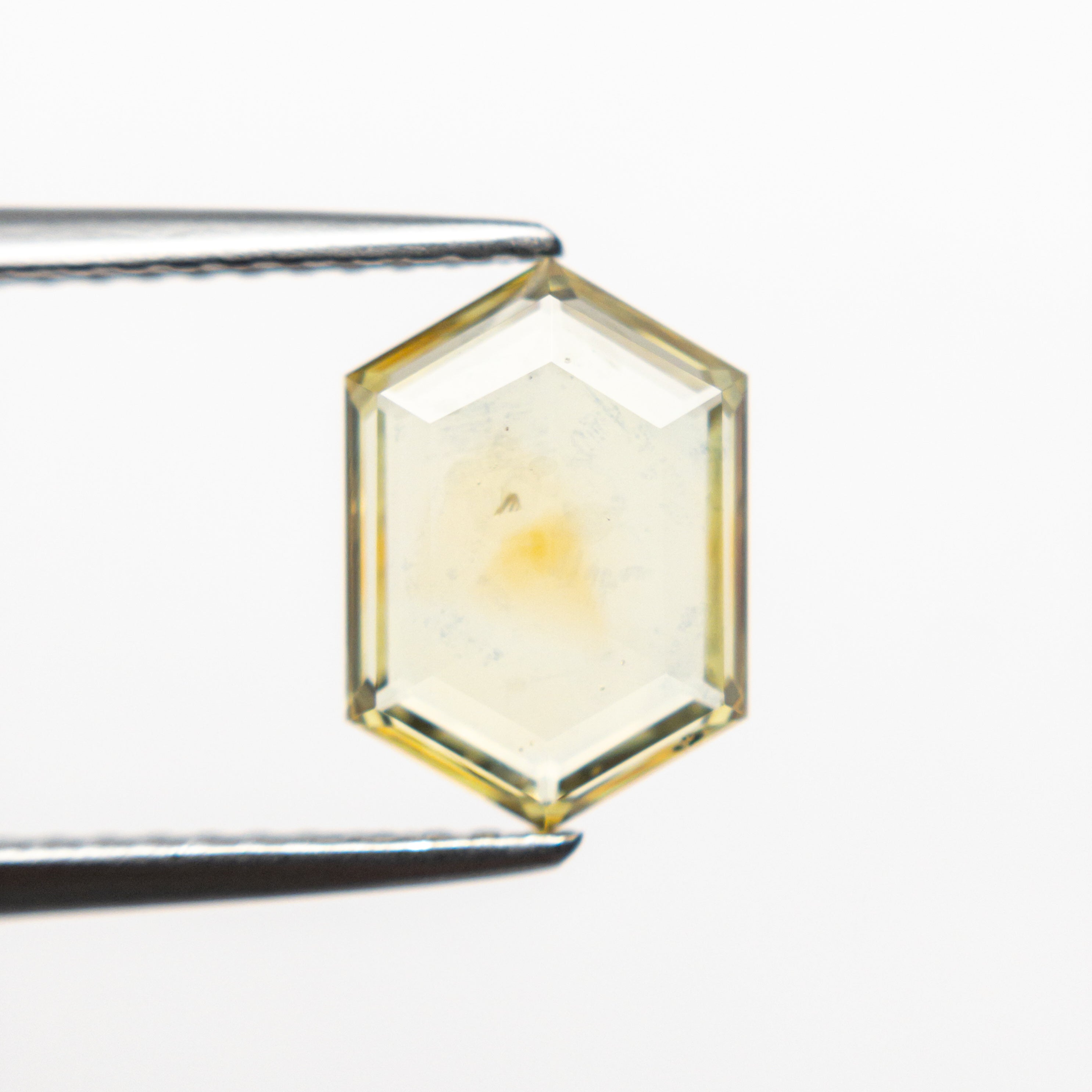 1.81ct 9.54x6.67x2.36mm Hexagon Rosecut Sapphire 22434-31