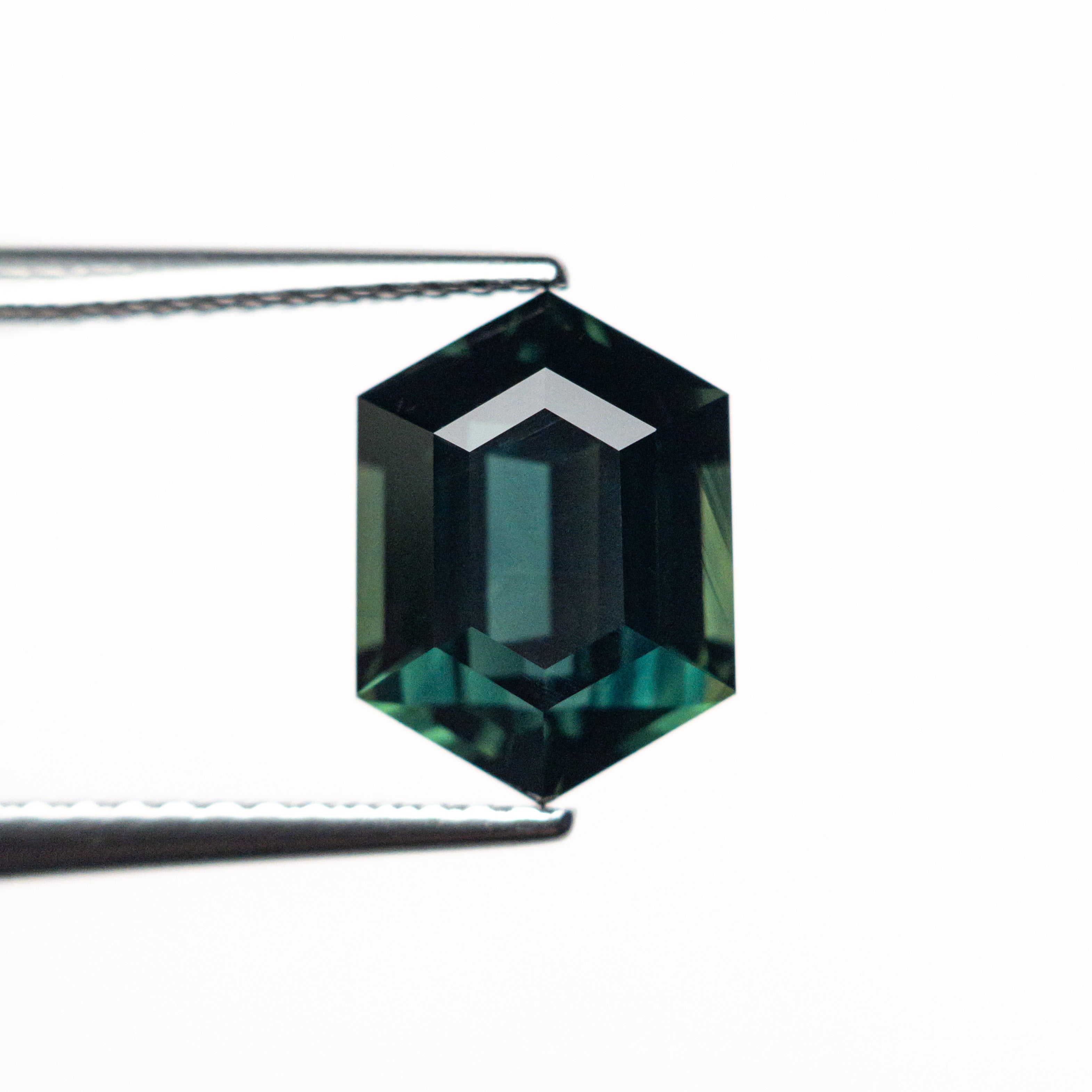 3.01ct 9.60x7.03x5.27mm Hexagon Step Cut Sapphire 26511-01