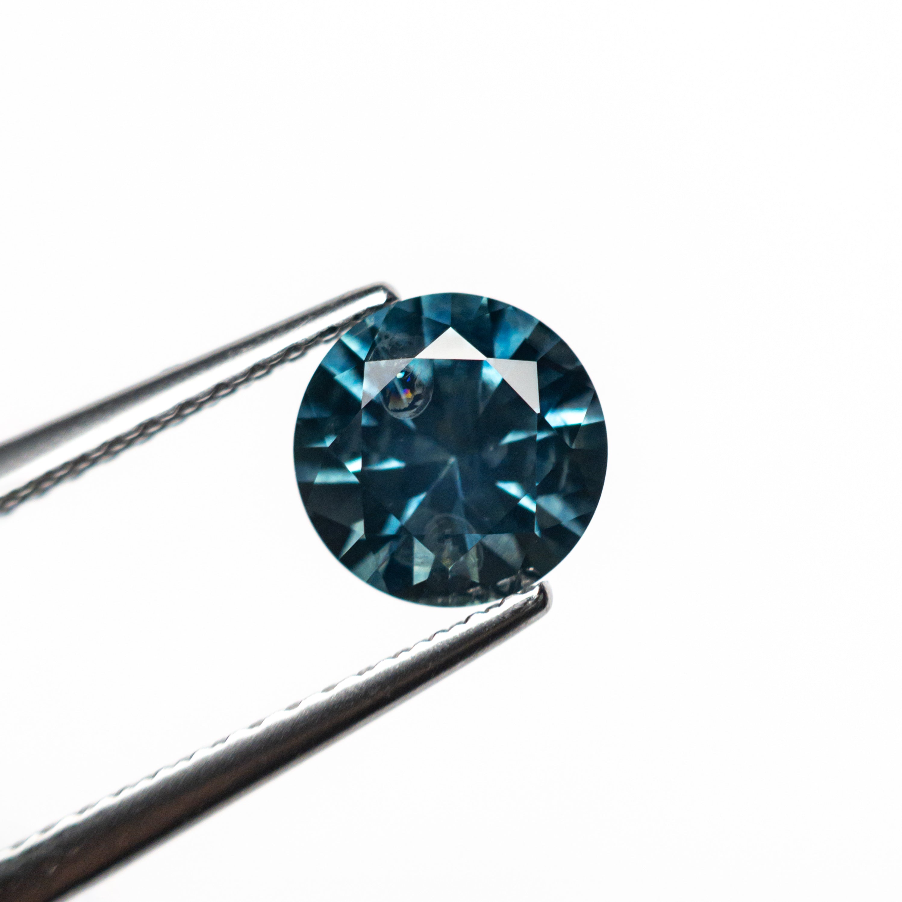 1.35ct 6.71x6.69x4.28mm Round Brilliant Sapphire 26524-08