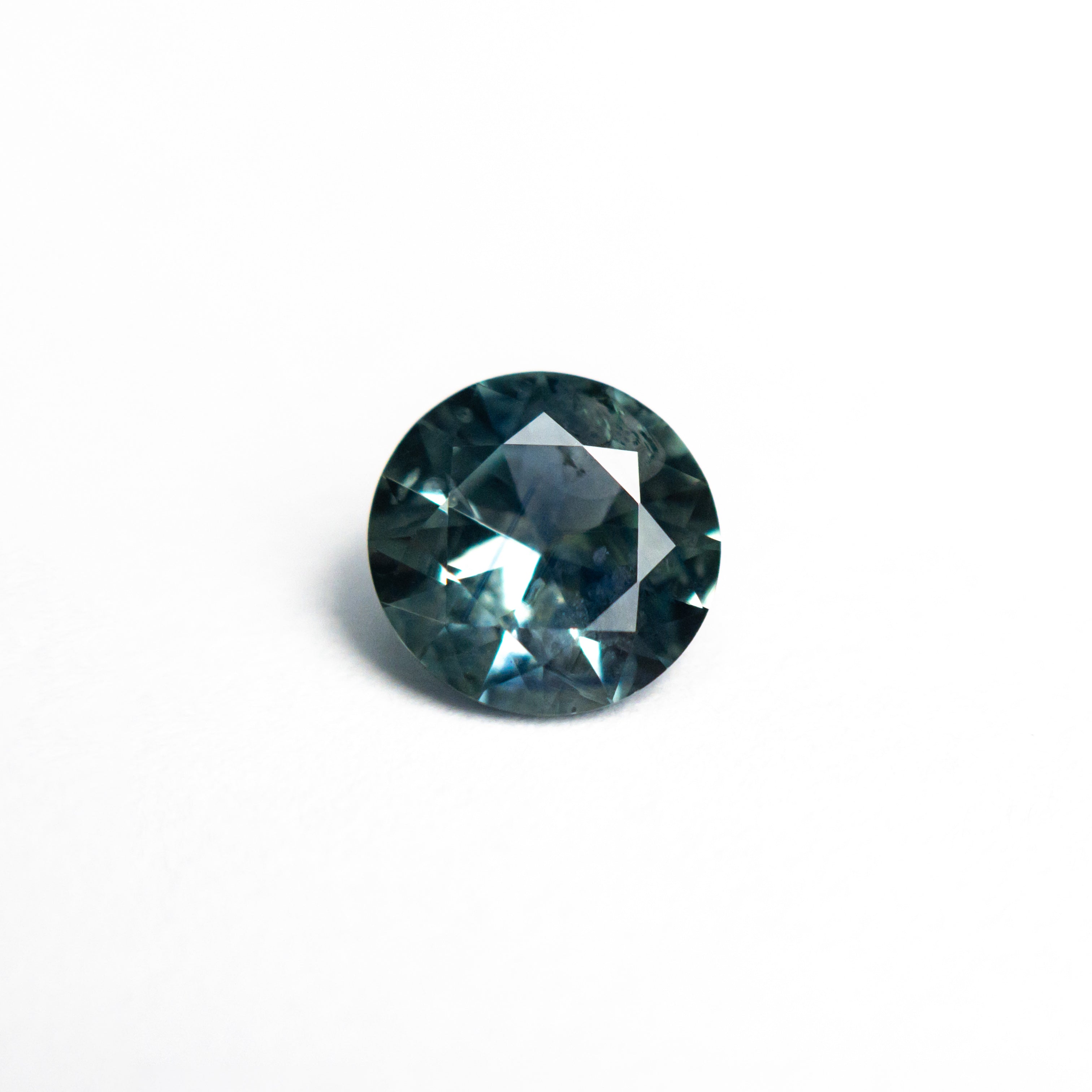 0.94ct 6.11x6.03x3.46mm Round Brilliant Sapphire 26524-14