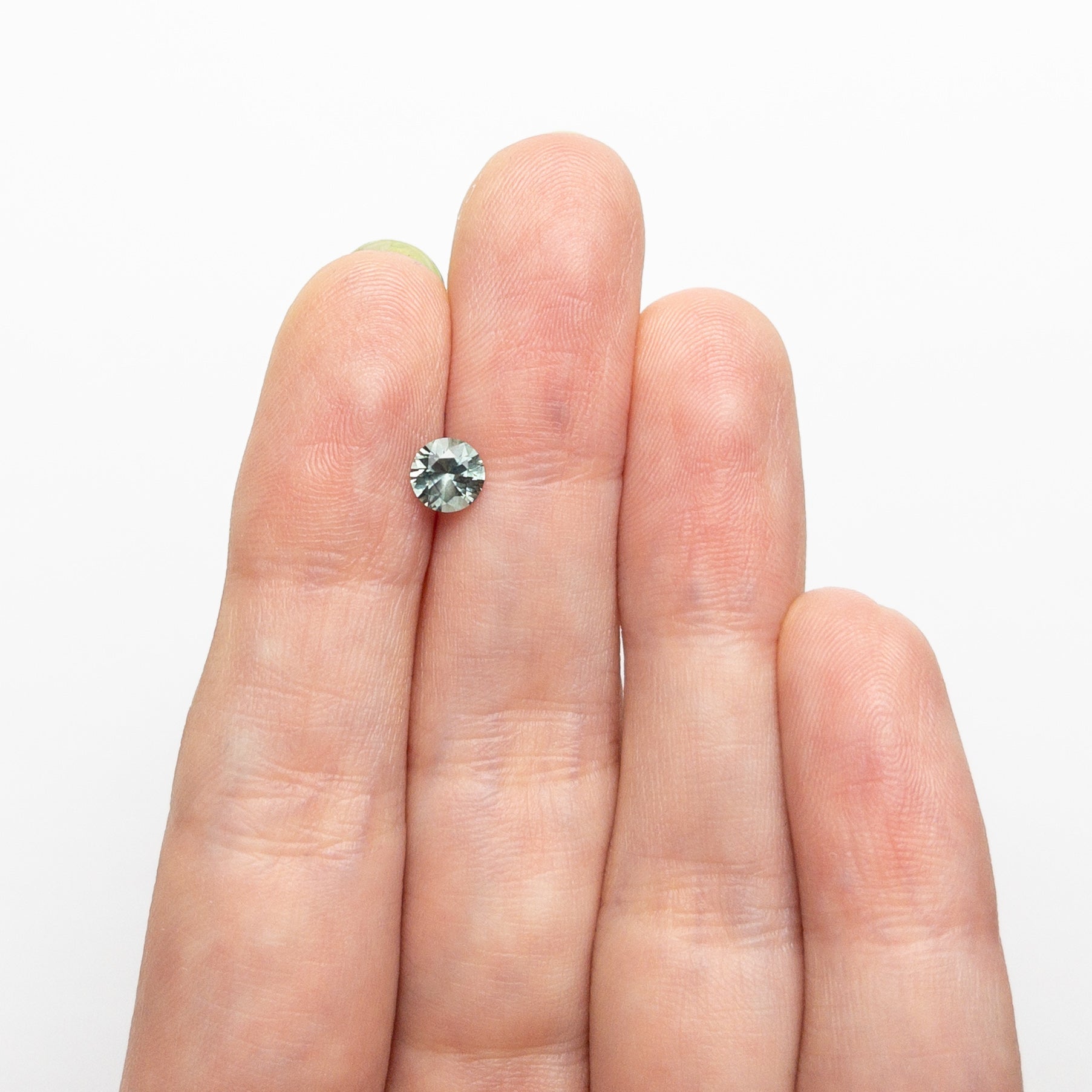 0.63ct 5.07x5.06x3.30mm Round Brilliant Sapphire 26556-31