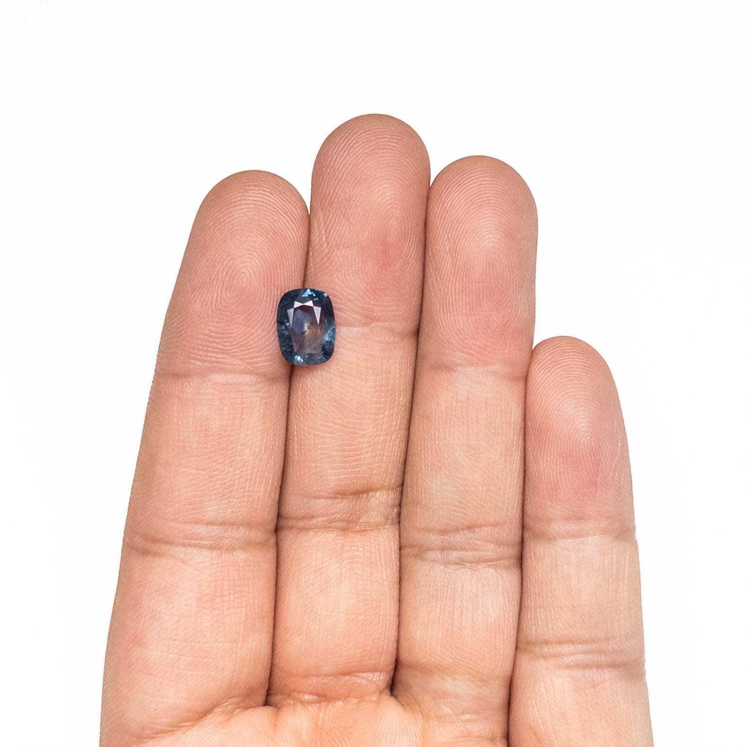 2.20ct 9.53x7.26x3.33mm Cushion Brilliant Sapphire 26577-04