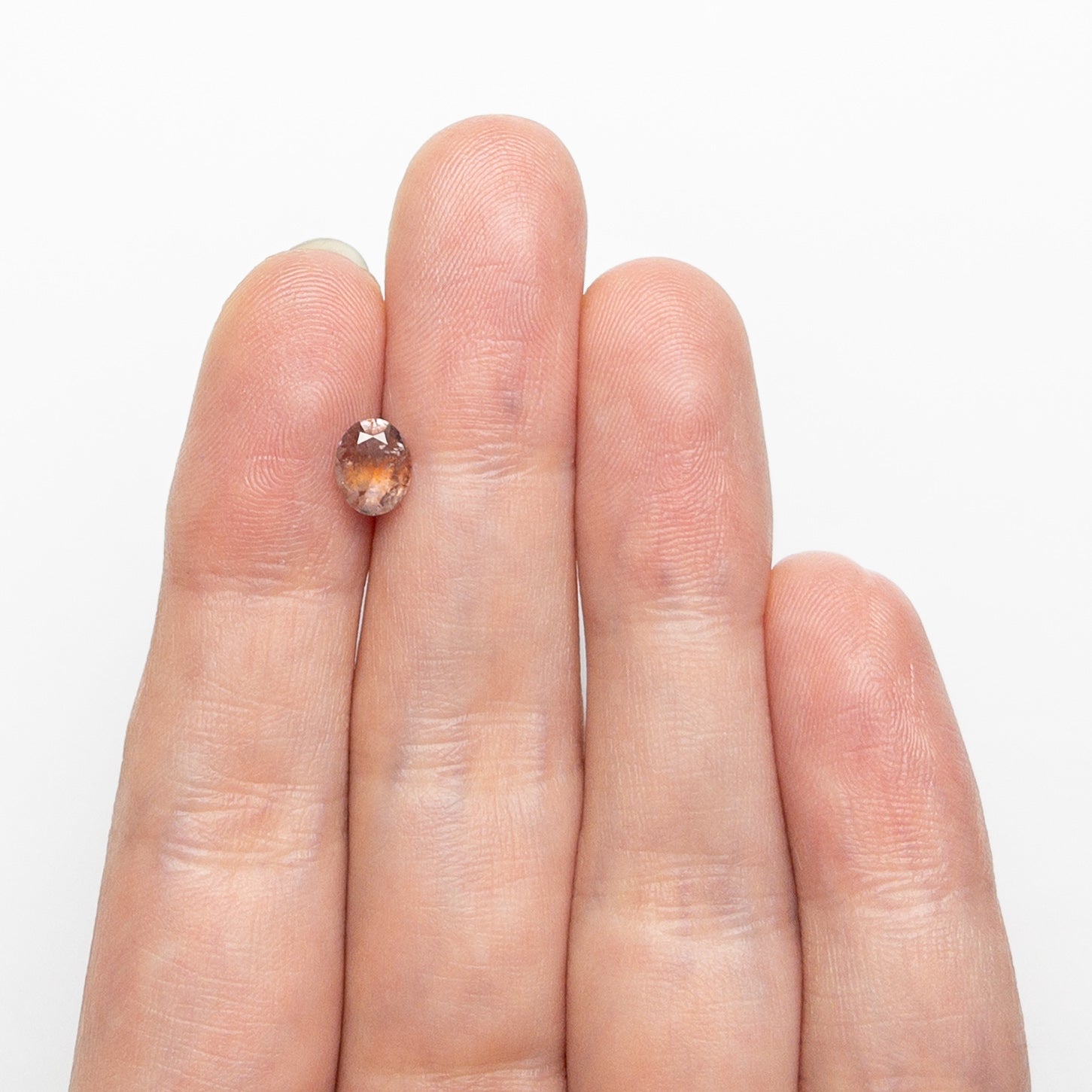 0.89ct 6.47x5.20x3.66mm Oval Brilliant Sapphire 26668-03