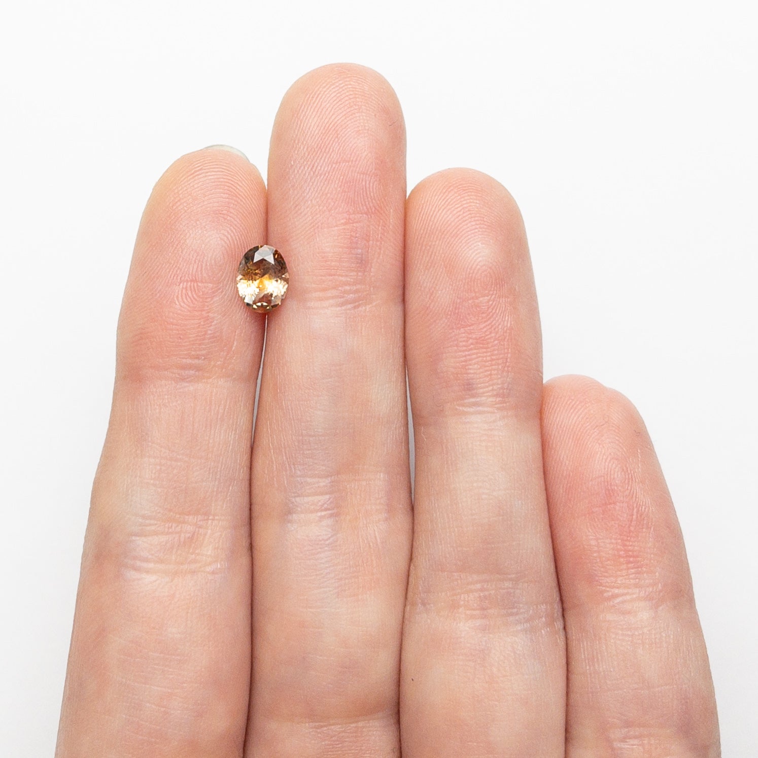 0.74ct 6.60x5.12x3.04mm Oval Brilliant Sapphire 26668-08