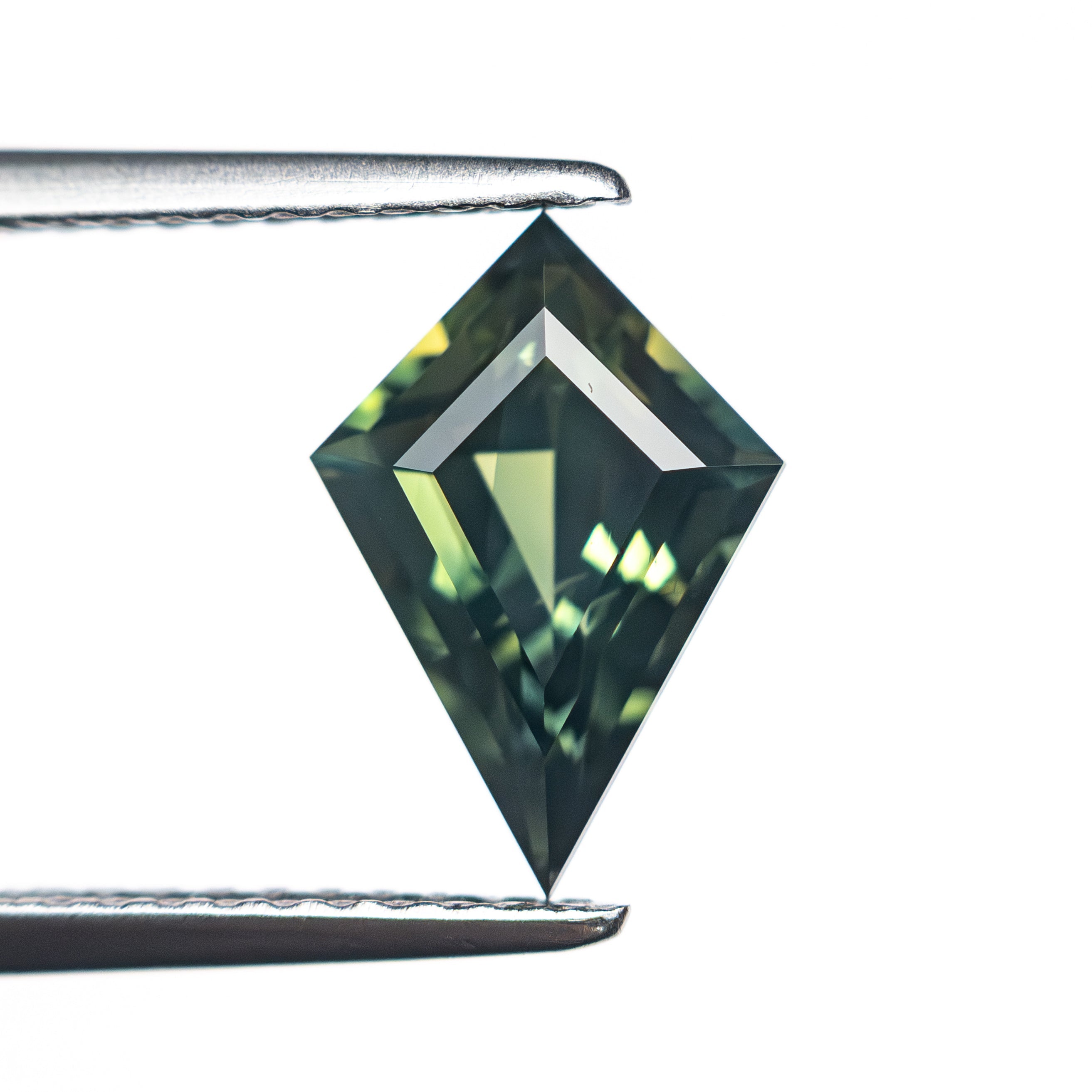 2.46ct 11.71x8.79x4.92mm Kite Step Cut Sapphire 27140-02