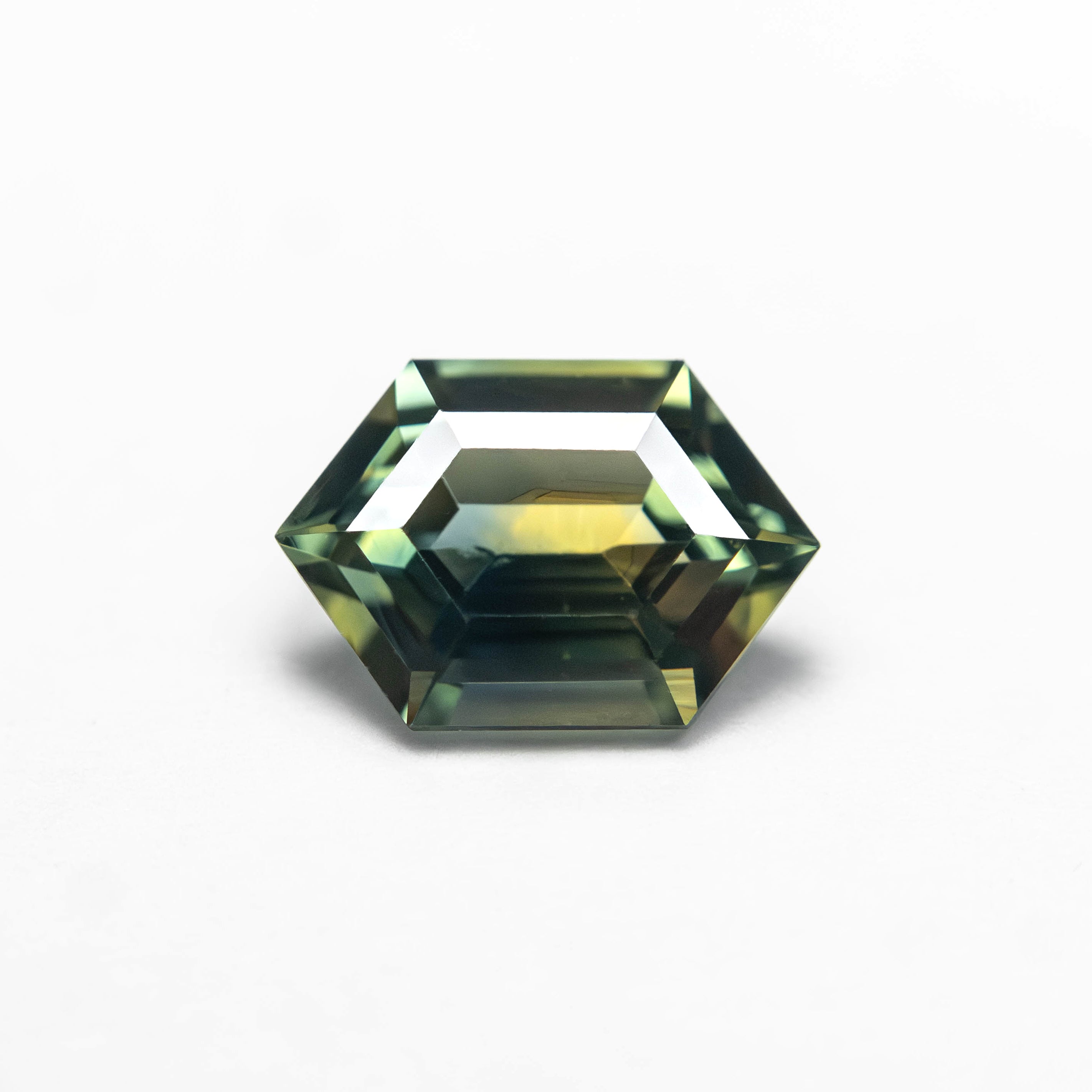 1.06ct 7.70x5.32x3.36mm Hexagon Step Cut Sapphire 27153-04