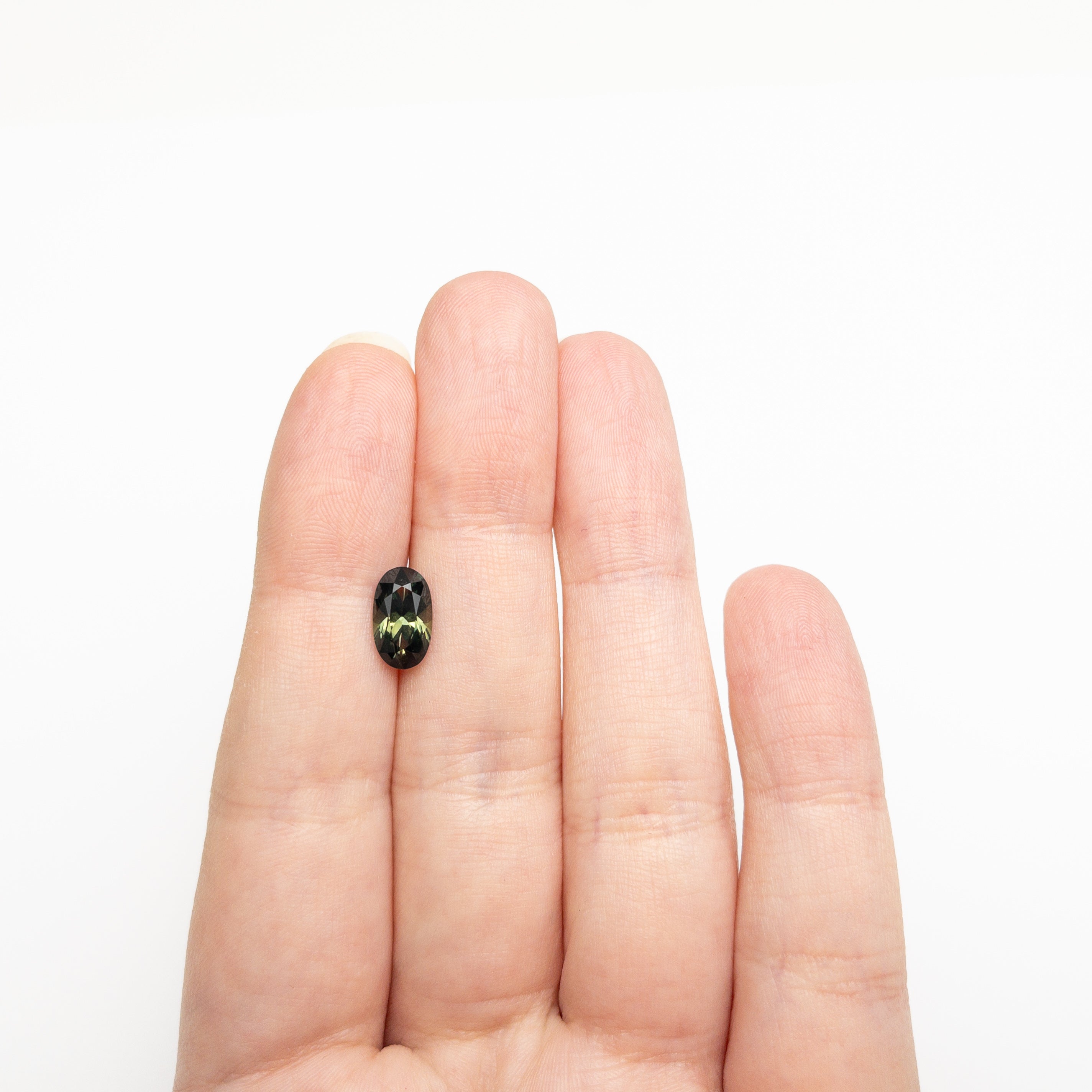 2.07ct 10.22x5.90x4.45mm Oval Brilliant Sapphire 27311-01