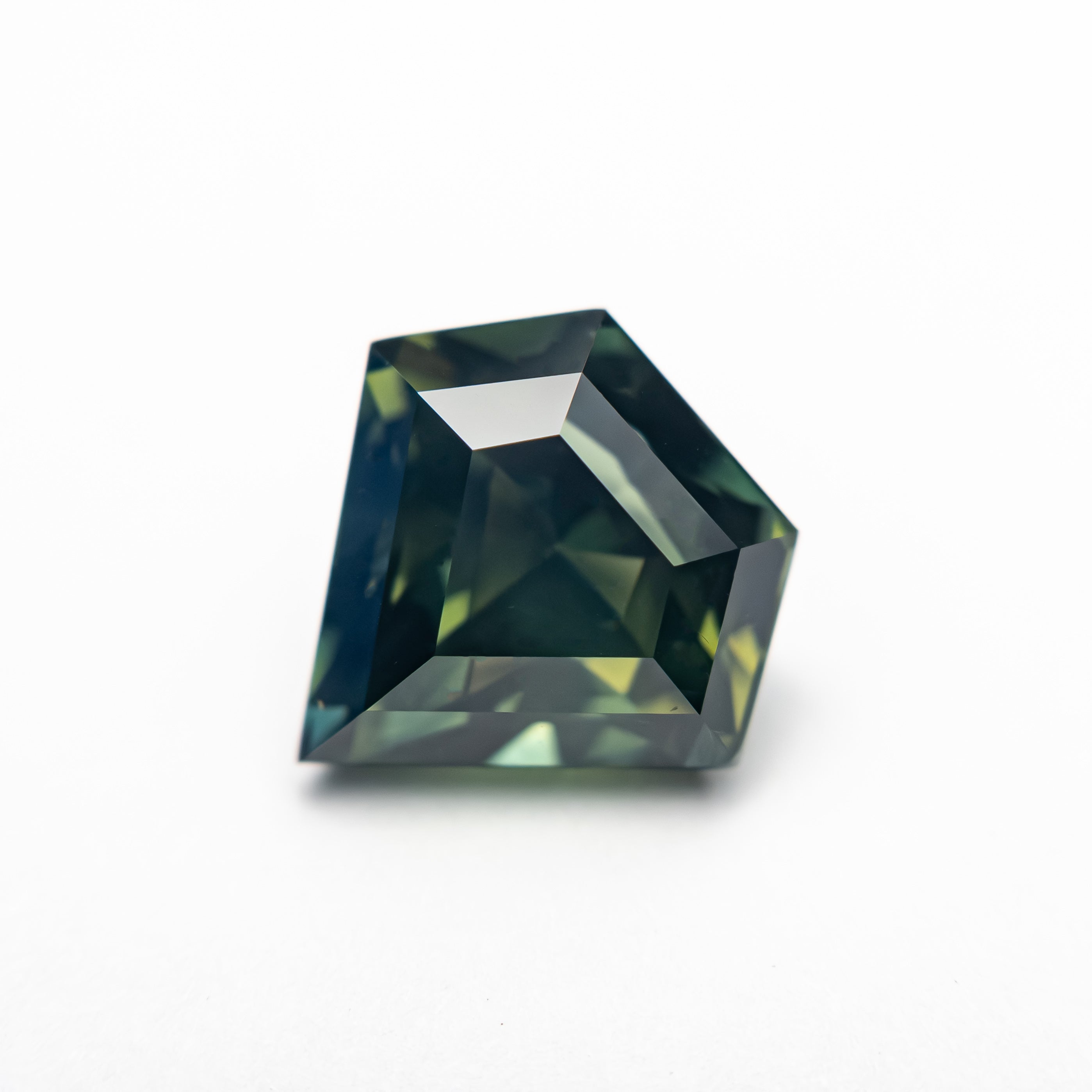 2.99ct 8.66x9.11x6.03mm Shield Step Cut Sapphire 27351-01