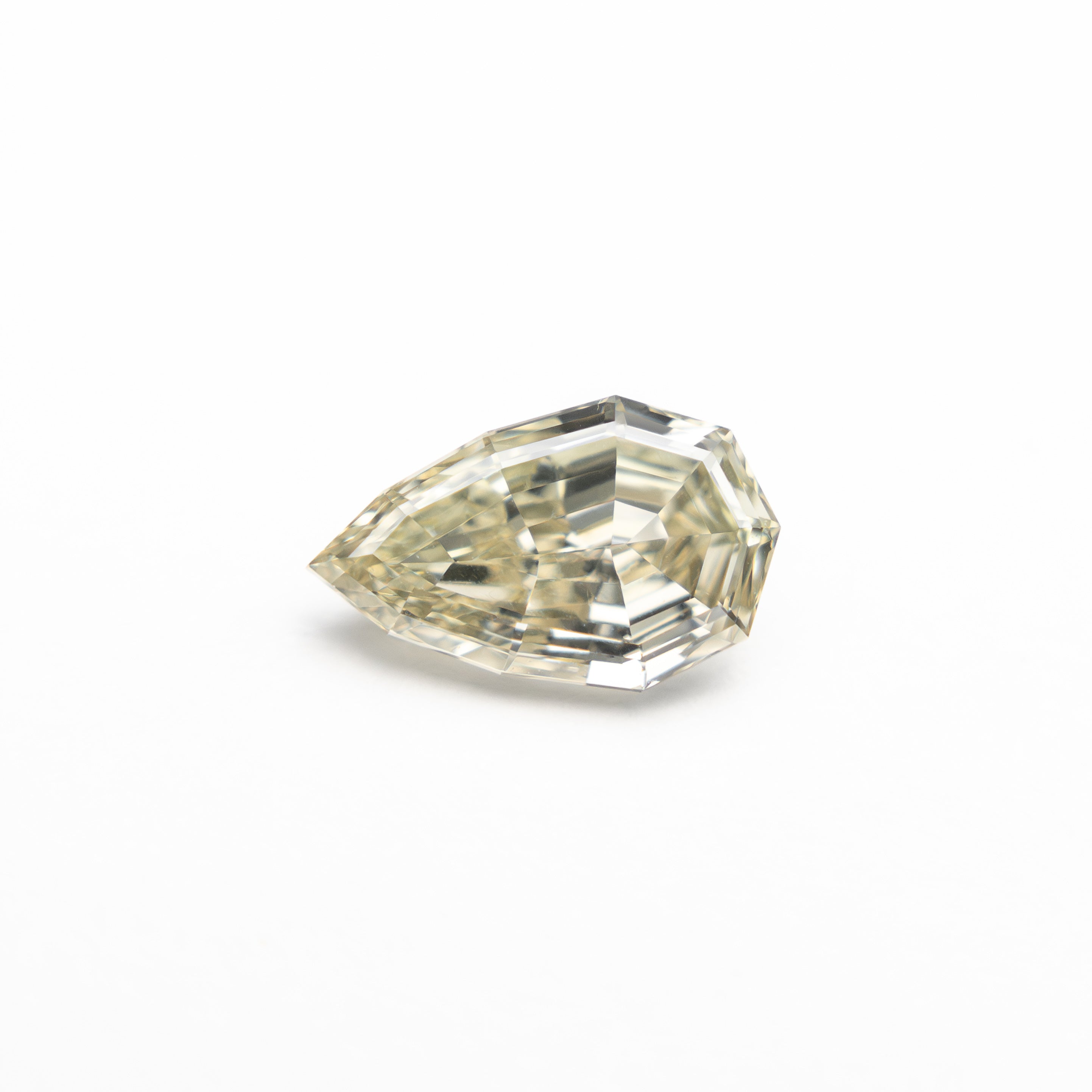 0.66ct 7.69x4.80x2.65mm VS1 C4 Geo Pear Step Cut ๐ฟ๐ฆ 27364-16