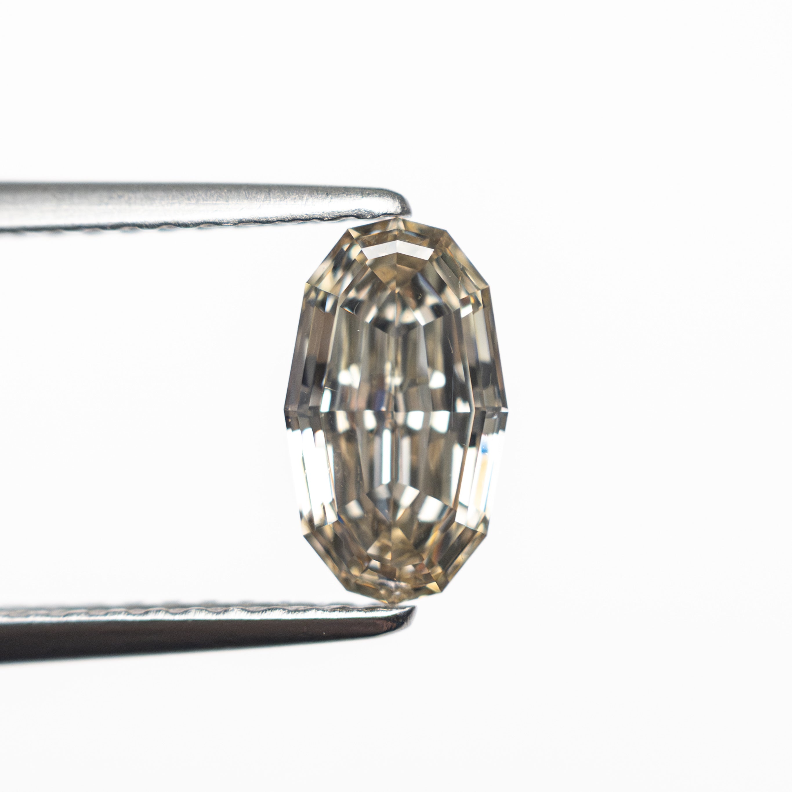 1.02ct 8.44x4.91x2.96mm VS2 C3 Geo Oval Step Cut ๐ฟ๐ฆ 27375-29