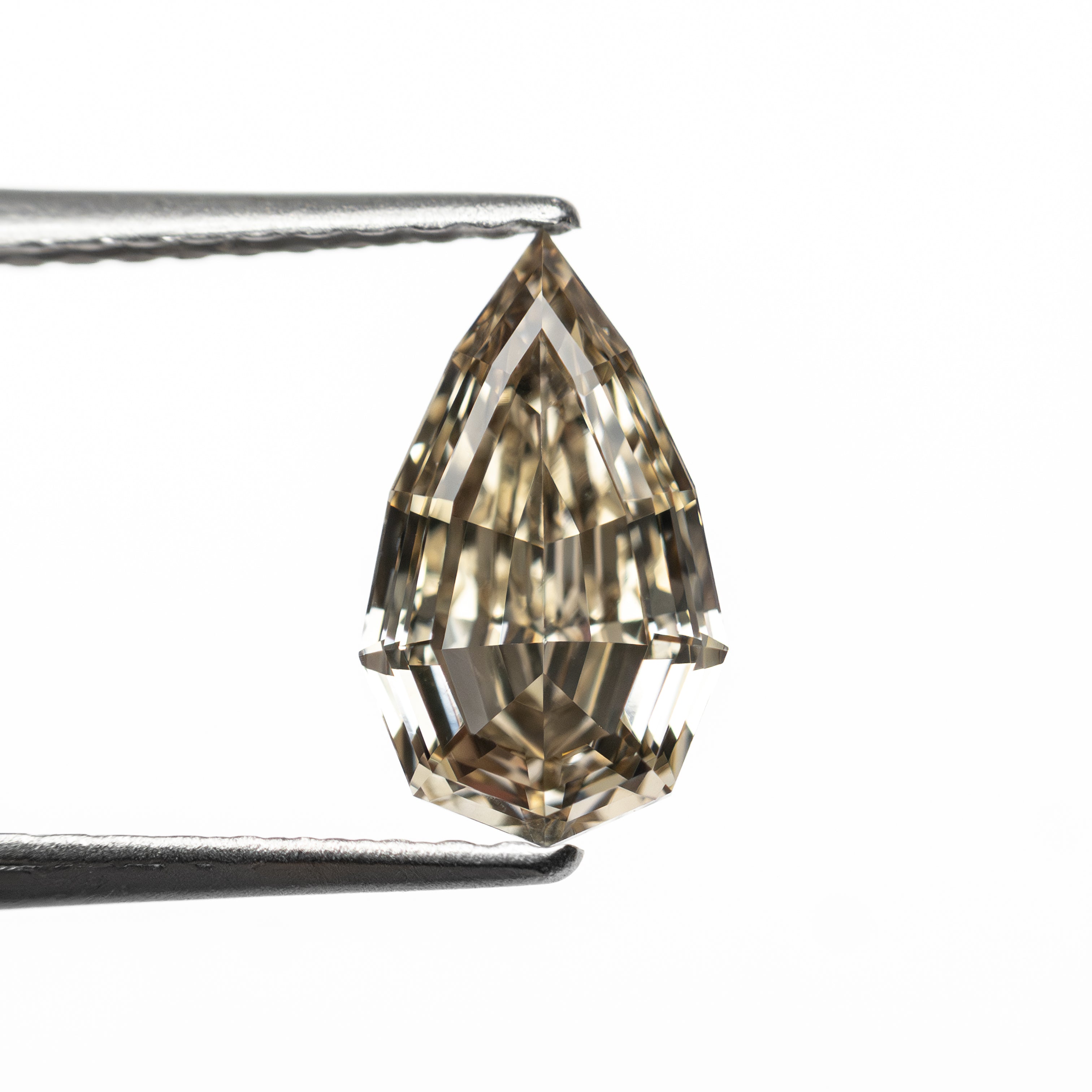 1.01ct 9.16x5.38x3.08mm SI1 C6 Geo Pear Step Cut ๐ฟ๐ฆ 27518-01