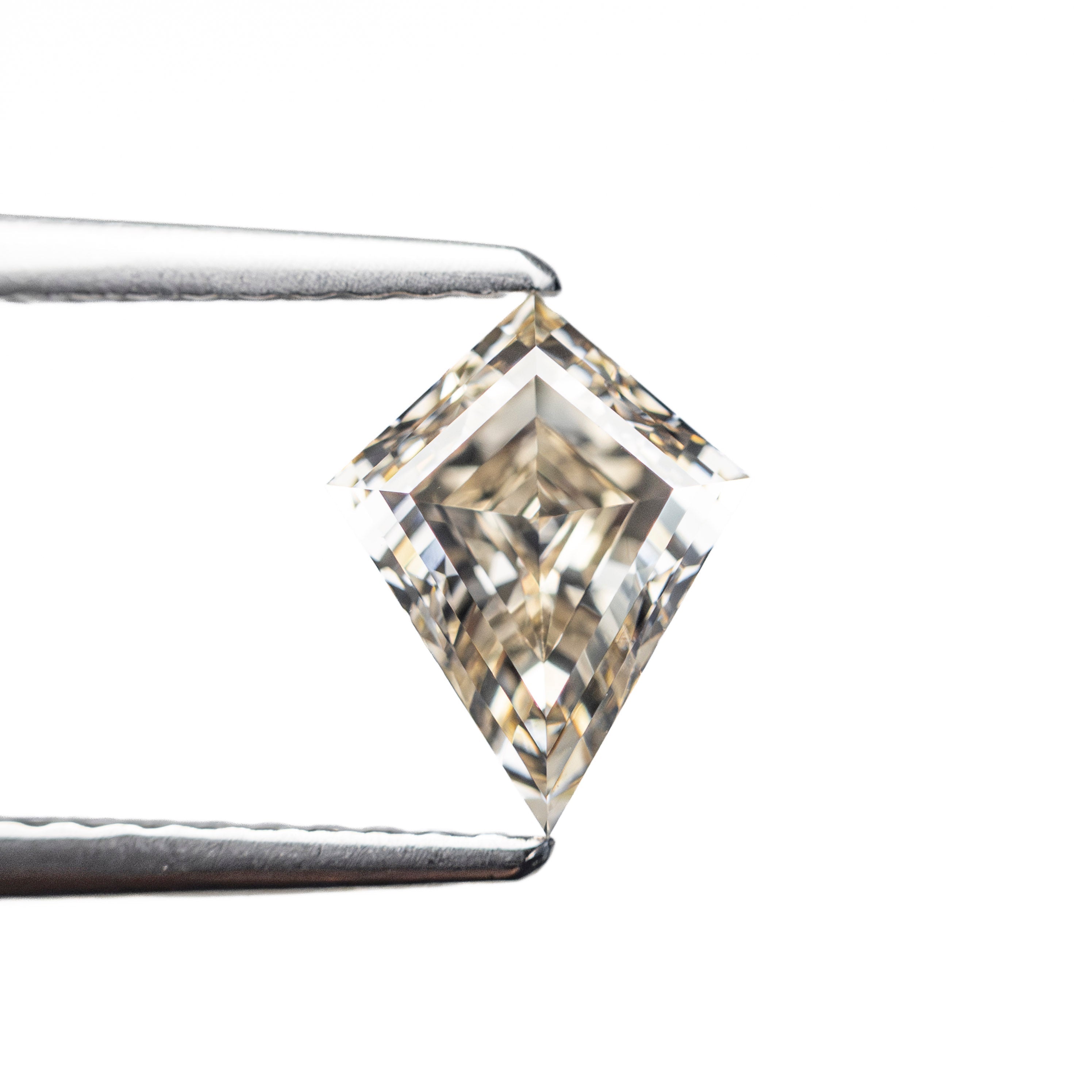 1.01ct 8.20x6.38x4.12mm VS1 S-T Kite Step Cut ๐จ๐ฆ 27928-01