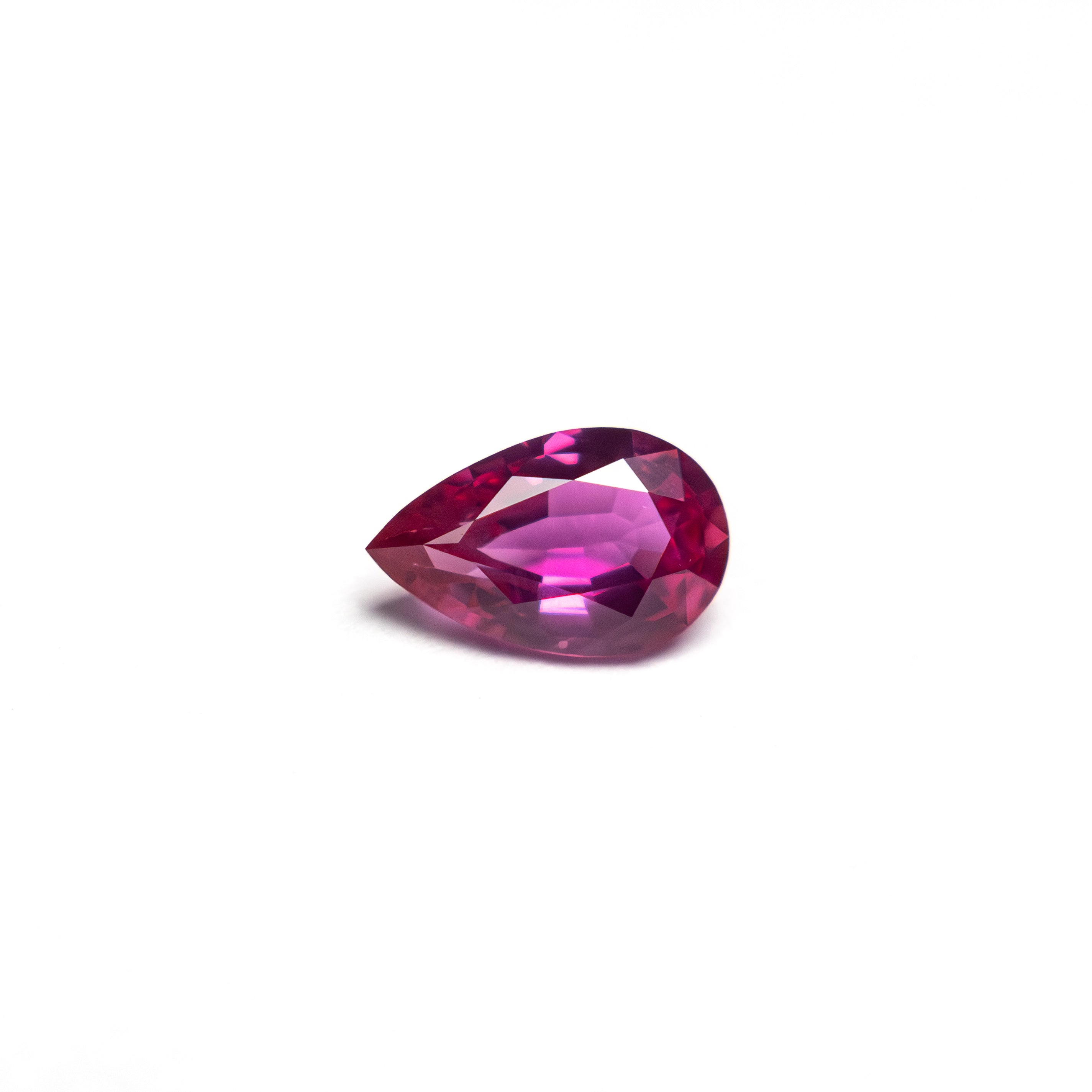 0.36ct 5.91x3.83x2.17mm Pear Brilliant Sapphire 27955-15