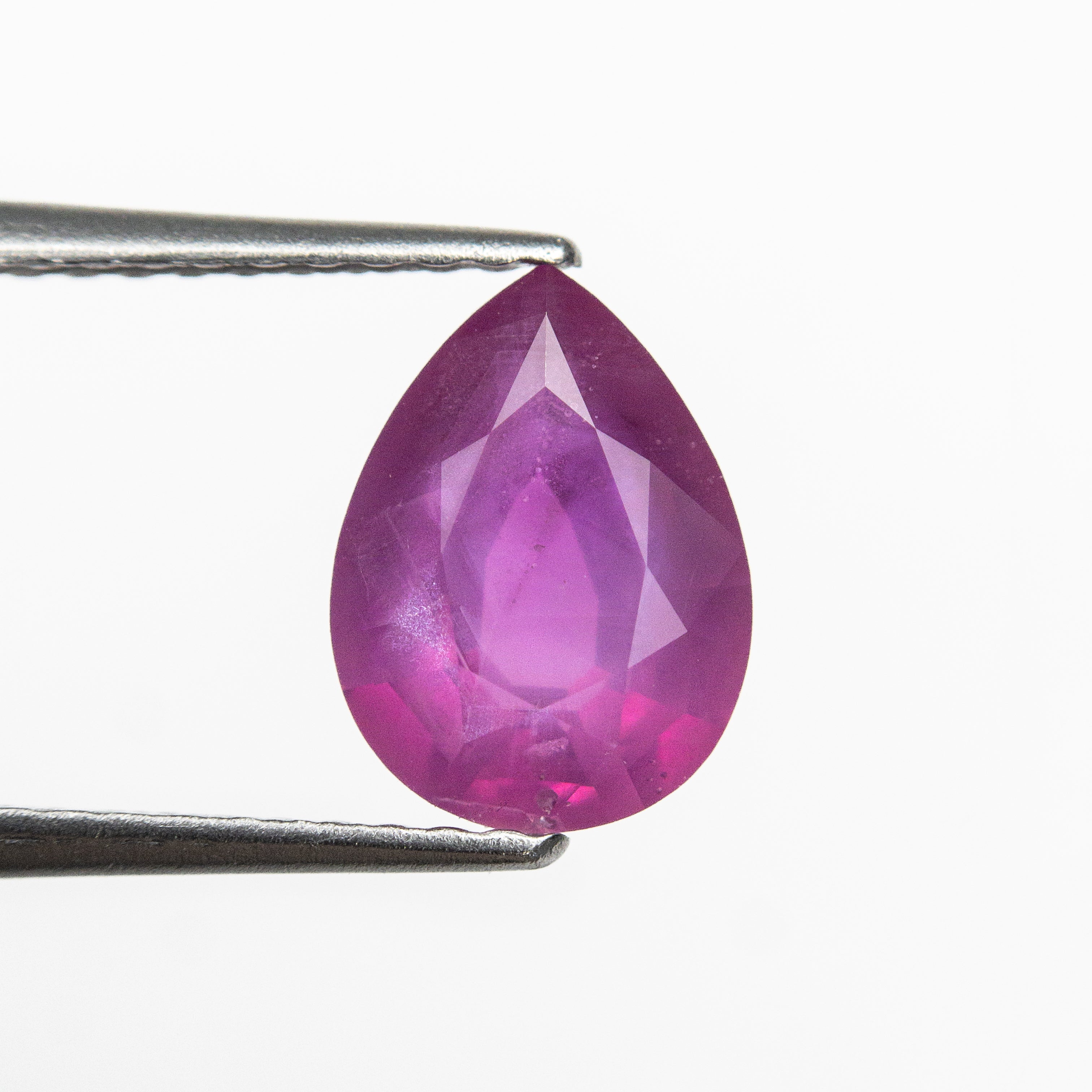 1.46ct 8.53x6.31x3.45mm Pear Brilliant Sapphire 27956-26