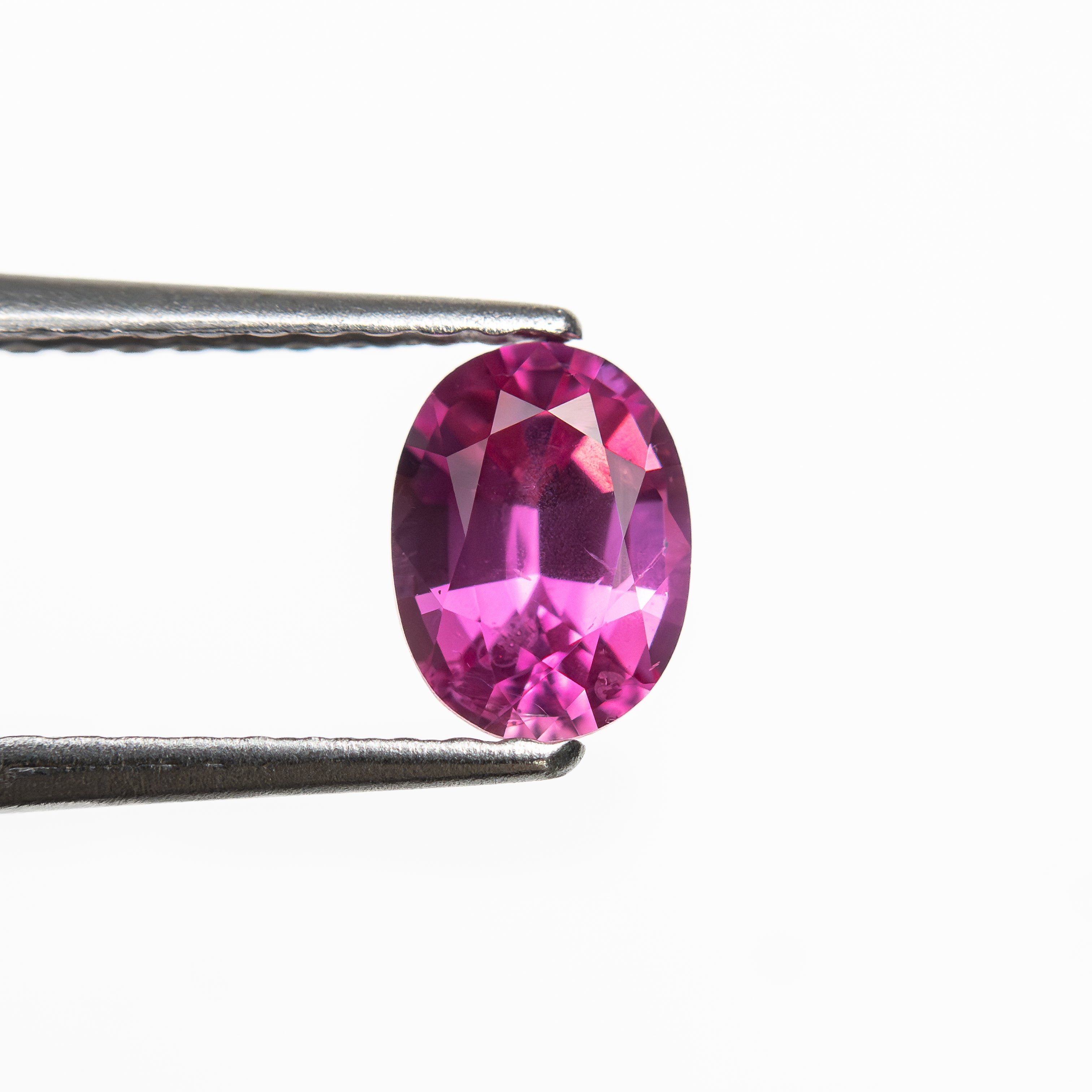 0.70ct 6.03x4.50x3.09mm Oval Brilliant Sapphire 27957-30
