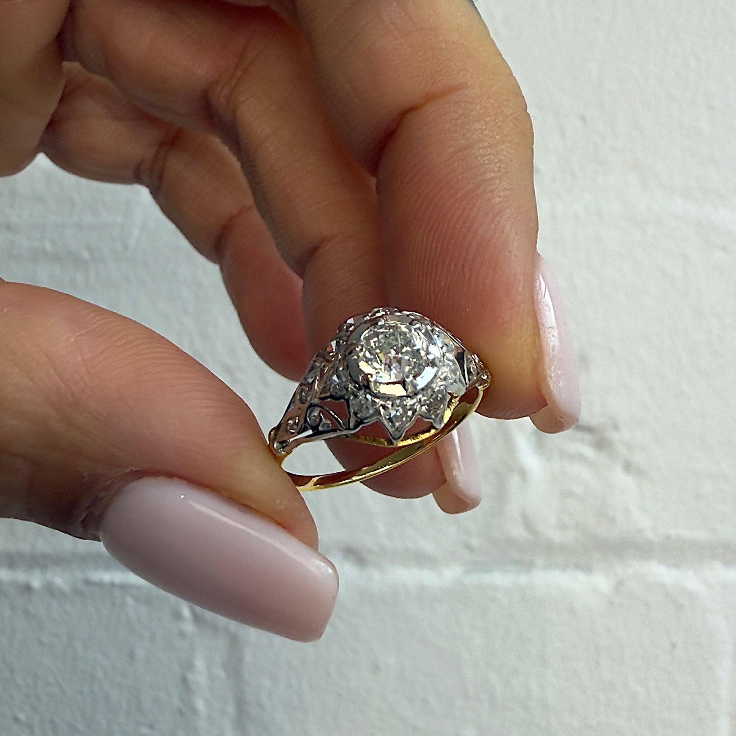 Vintage Bijoux - Antique Diamond Cluster Ring - 145 years old