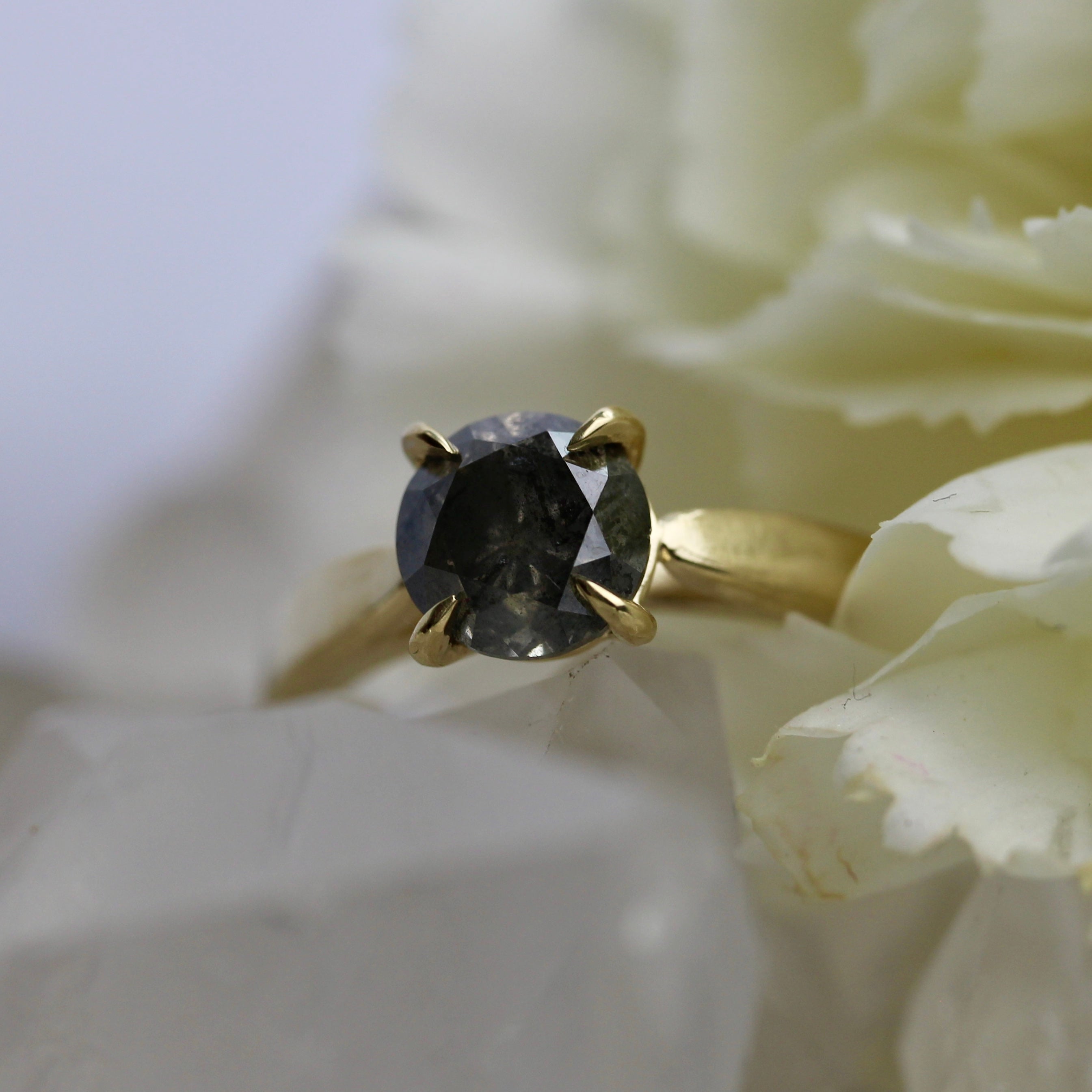 $ALE - 1.5CT Salt & Pepper Diamond Lily Solitaire SIZE N