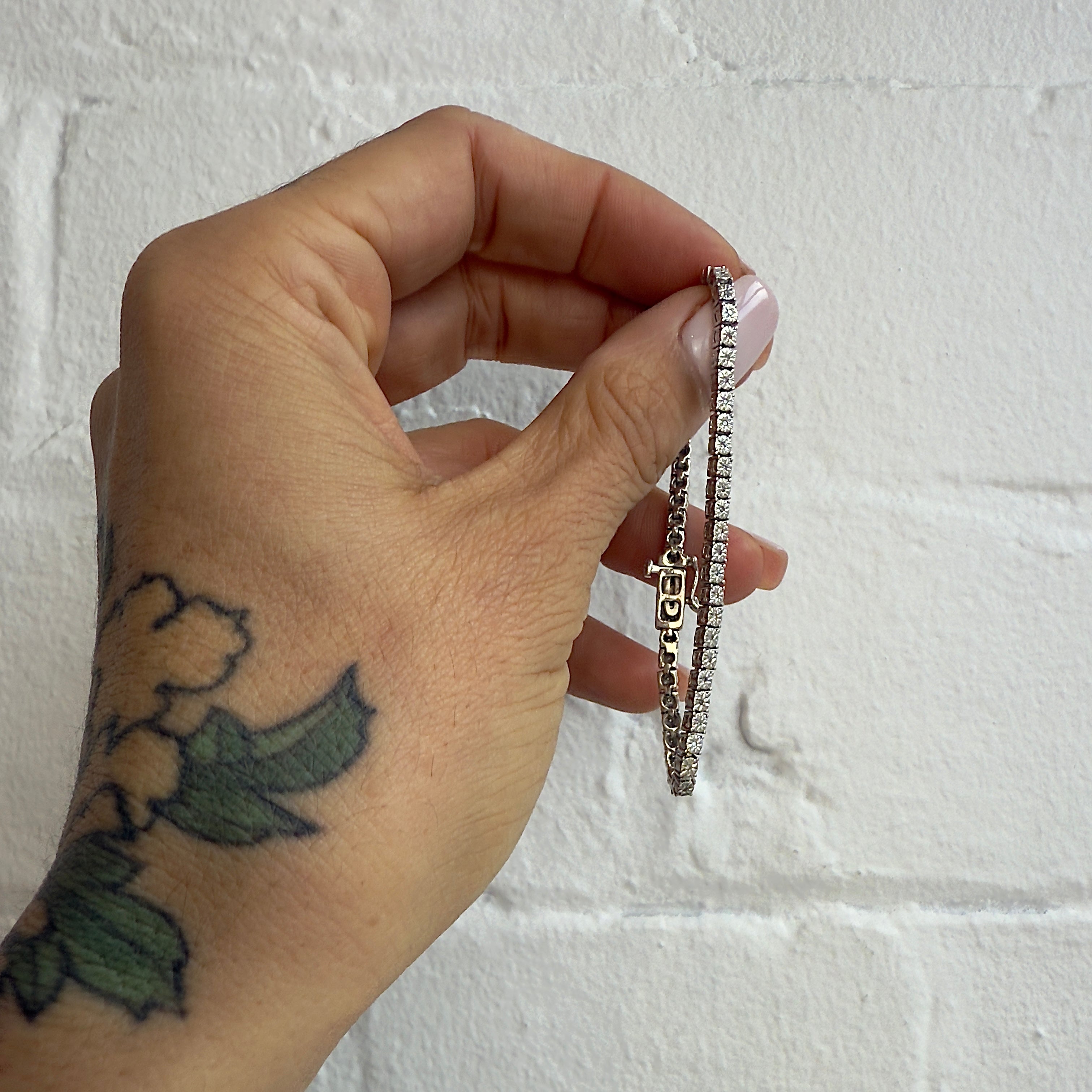VINTAGE BIJOUX- Sterling Silver Tennis Bracelet - 1980s classic