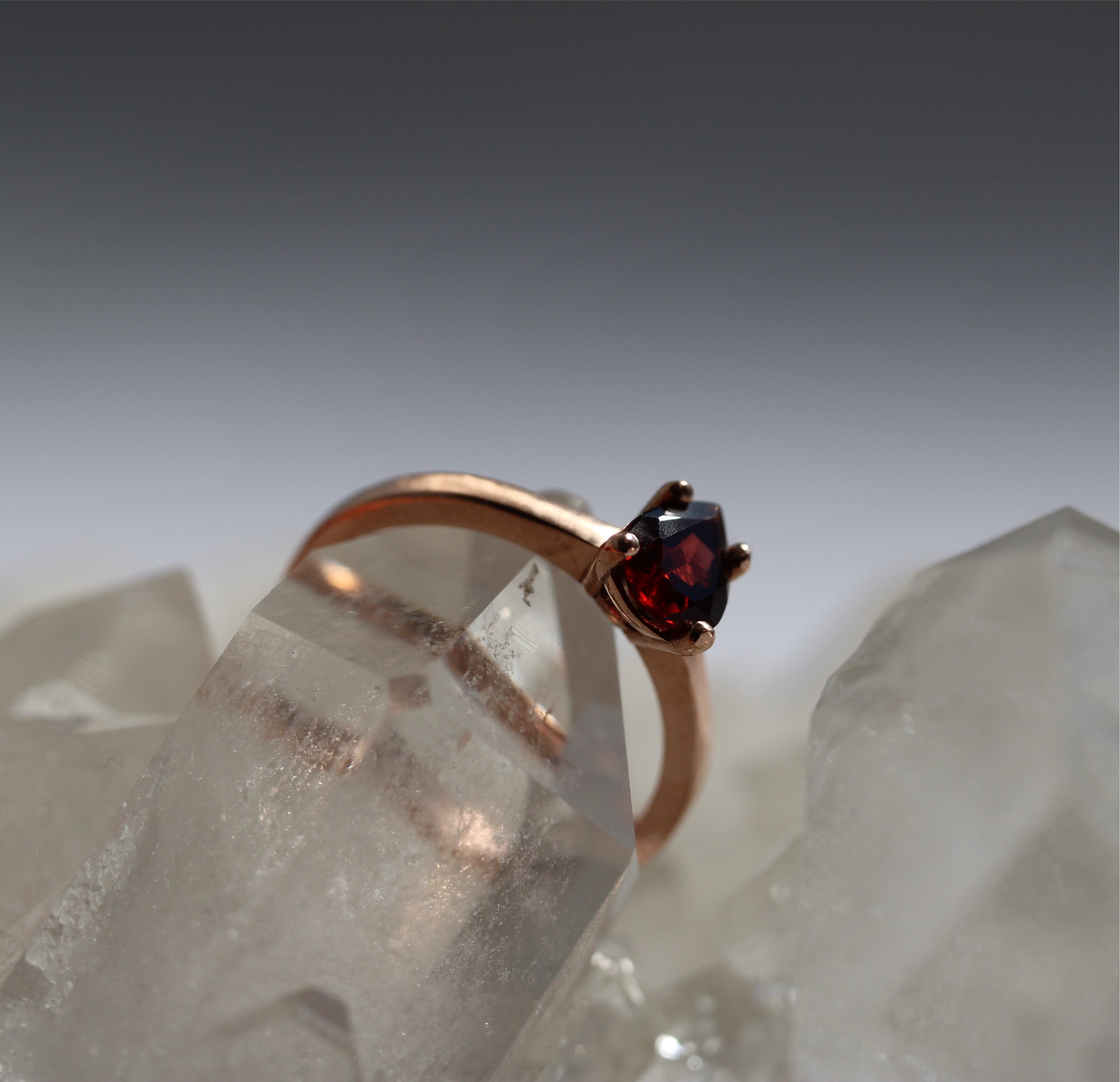 SALE - 4 Claw Pear Solitaire - Garnet - Size P