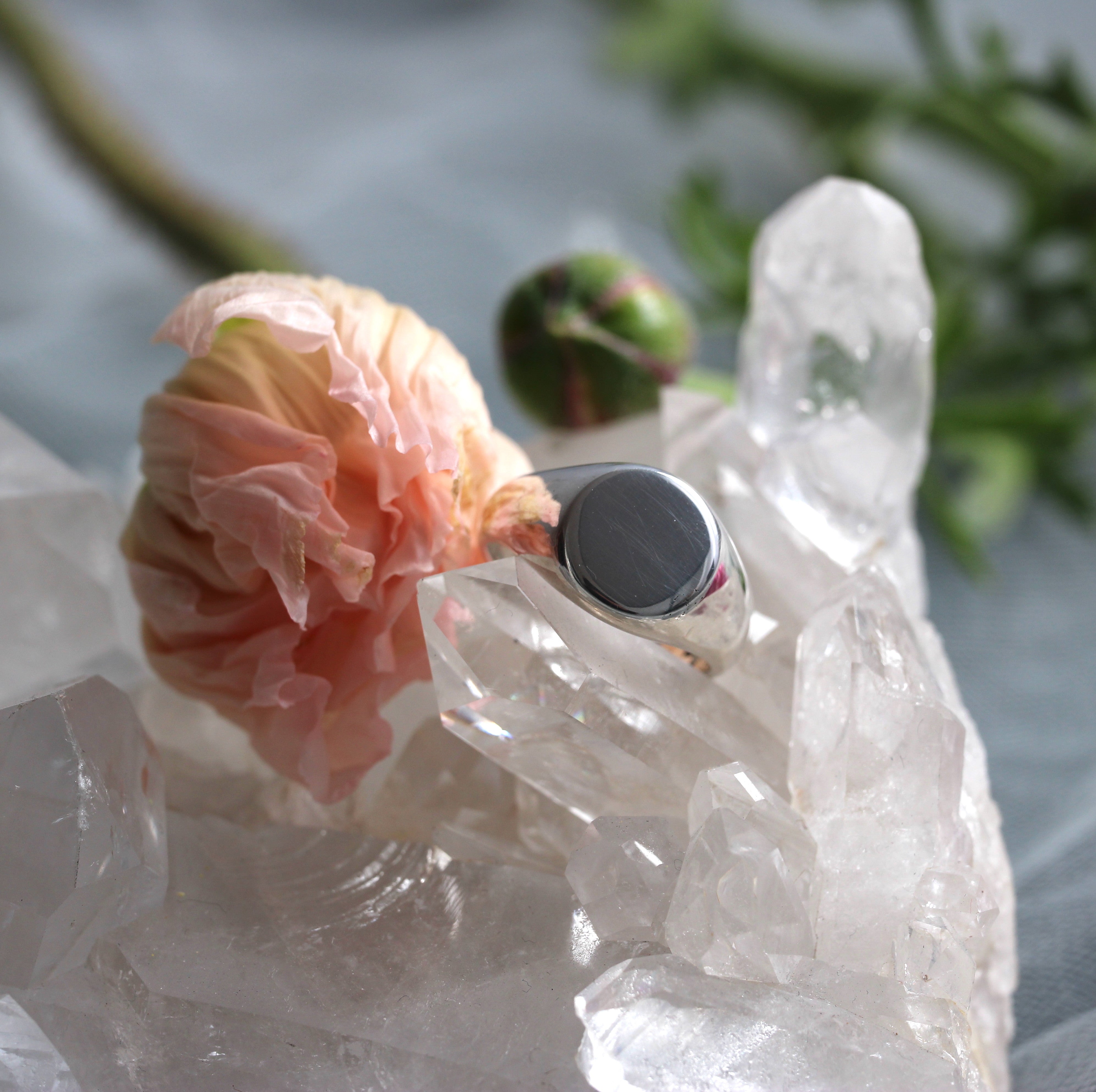 Round Signet