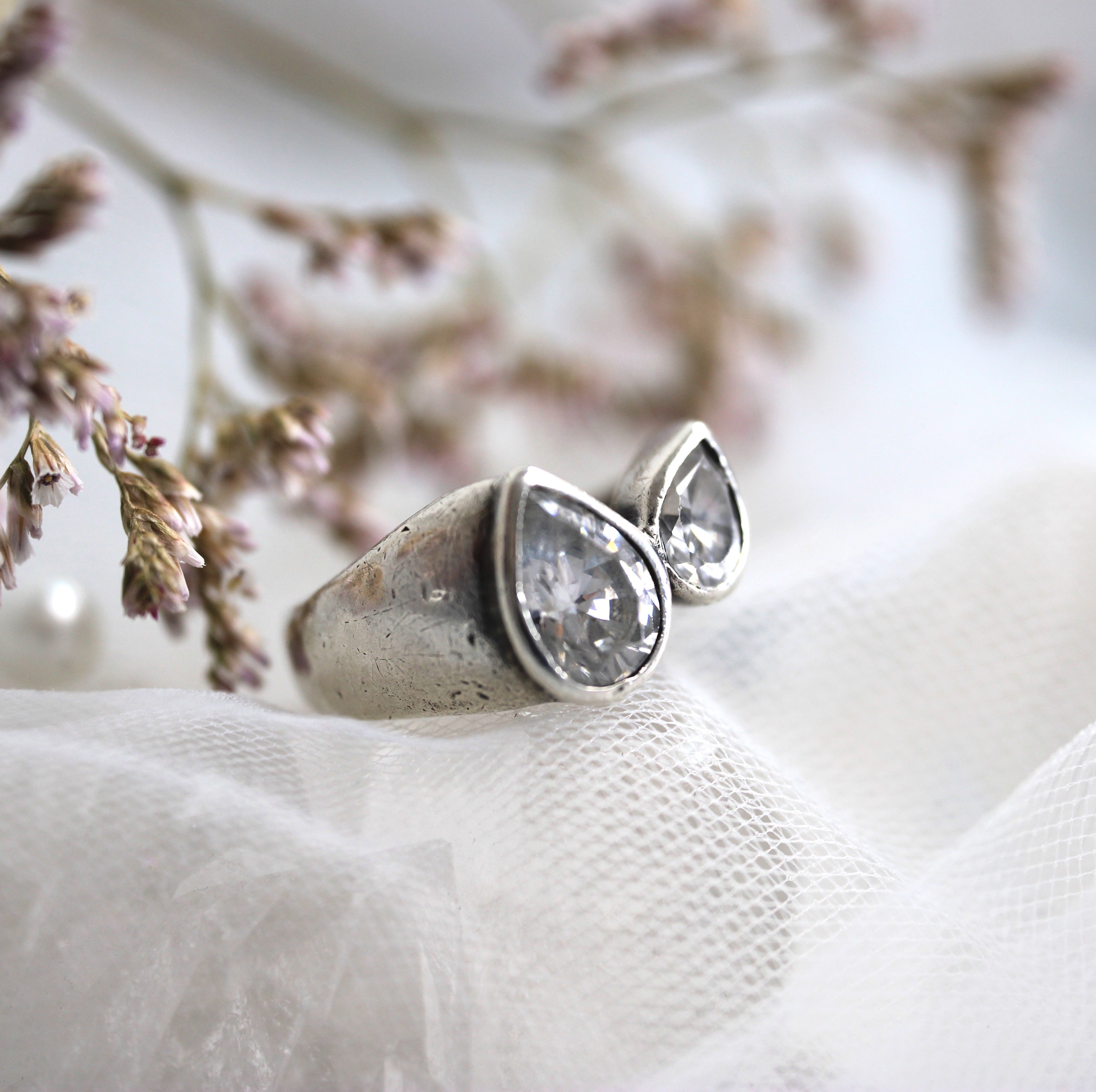 VINTAGE BIJOUX - Mid Century Toi Et Moi Ring