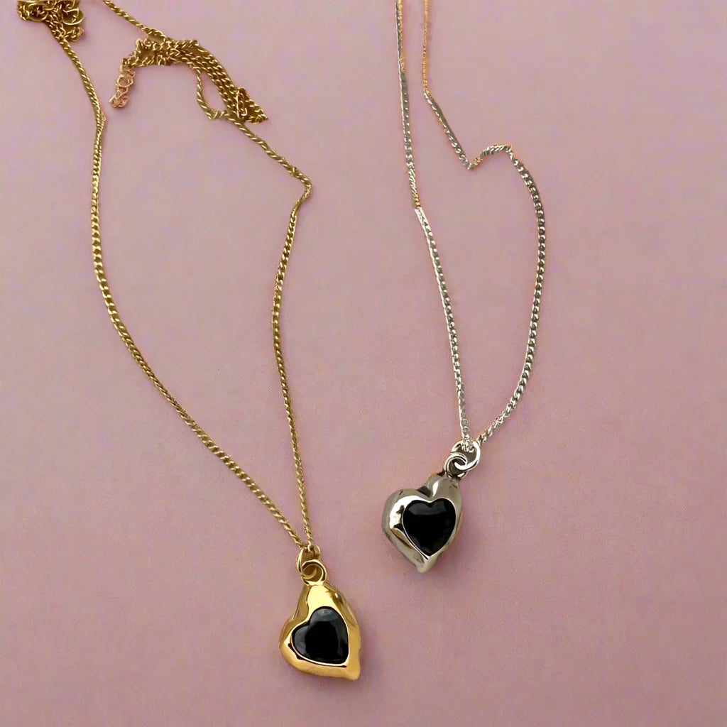Base ~ Black Heart Necklace