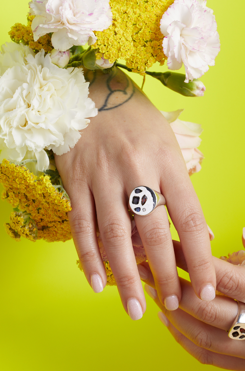 SALE - Treasure Trove Signet - Size P
