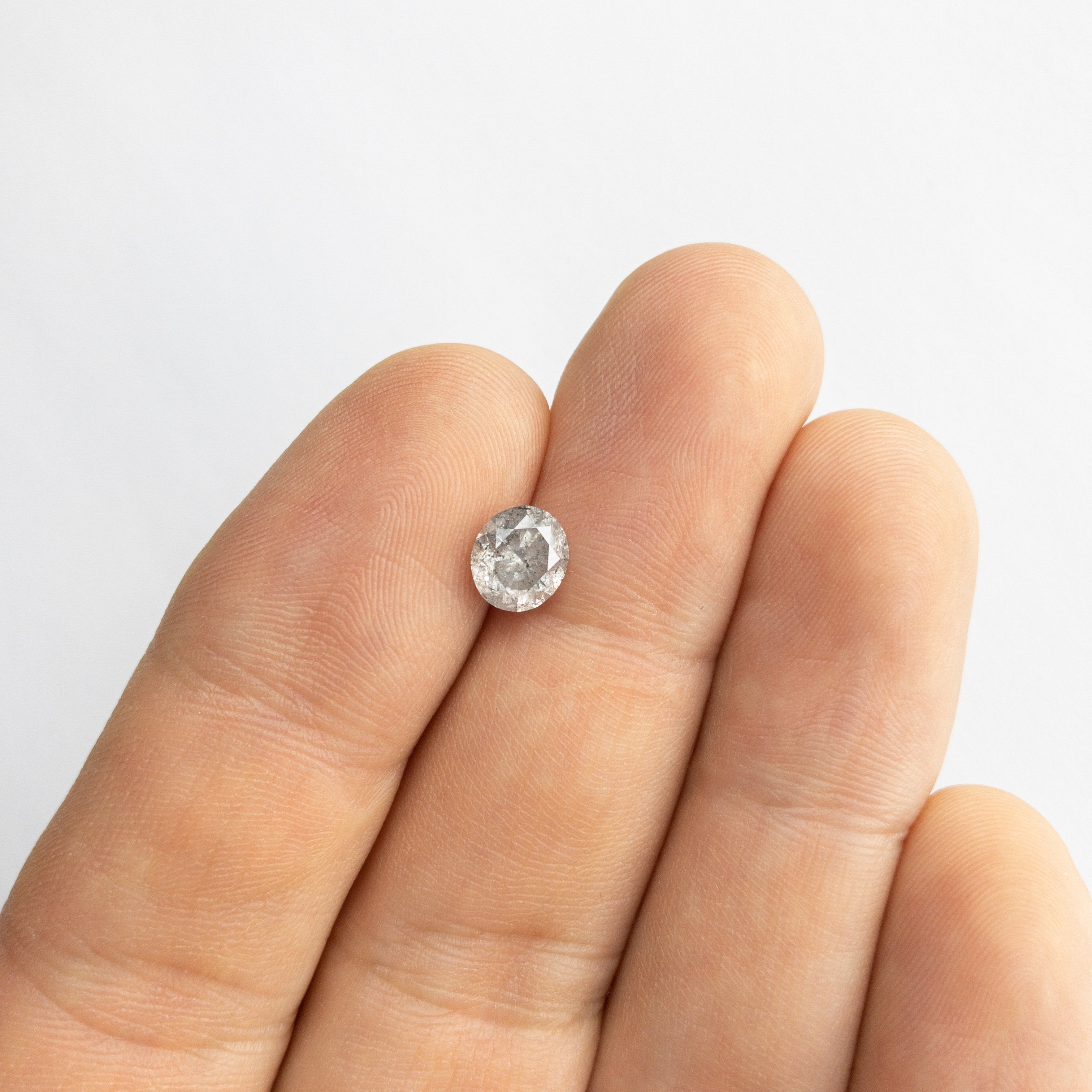 1.33ct 6.92x6.16x4.51mm Oval Brilliant 18024-08 memo d685