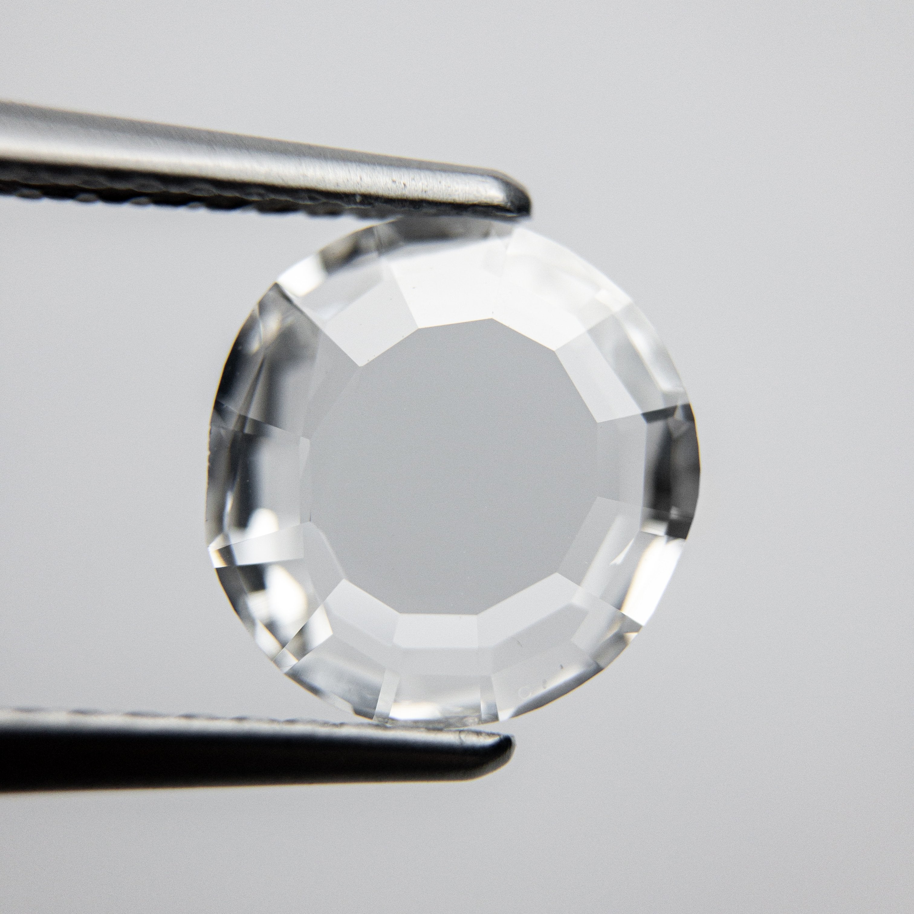 2pc 2.10cttw ~8.5mm VS2/SI1 D Round Portrait Cuts 18075-01