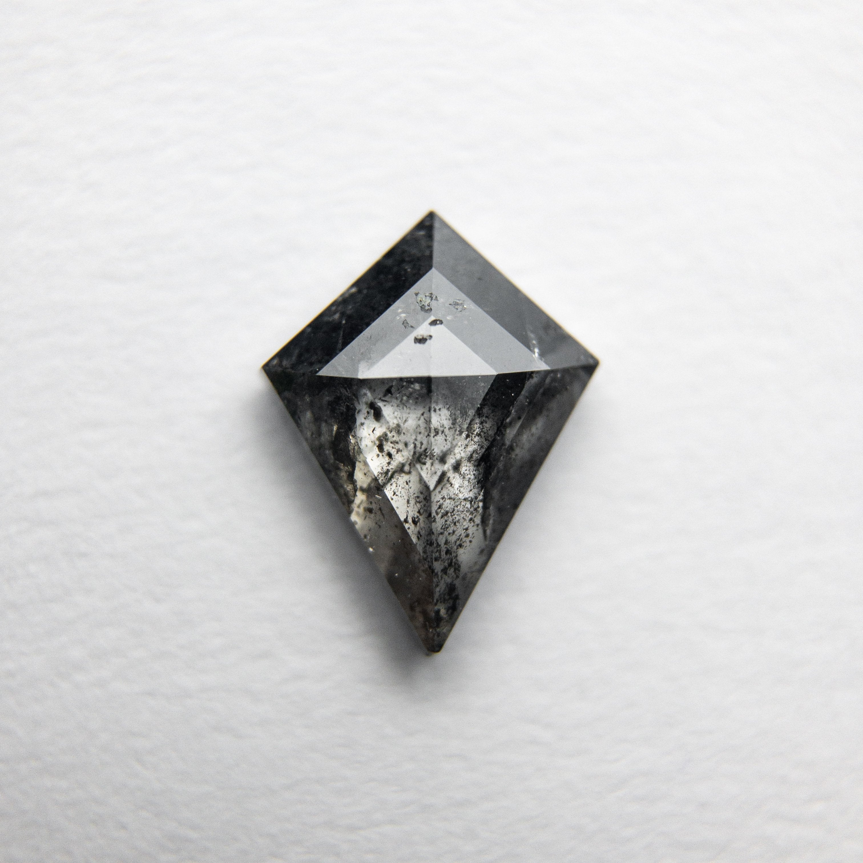 0.75ct 8.10x6.23x2.36mm KIte Rosecut 18087-04