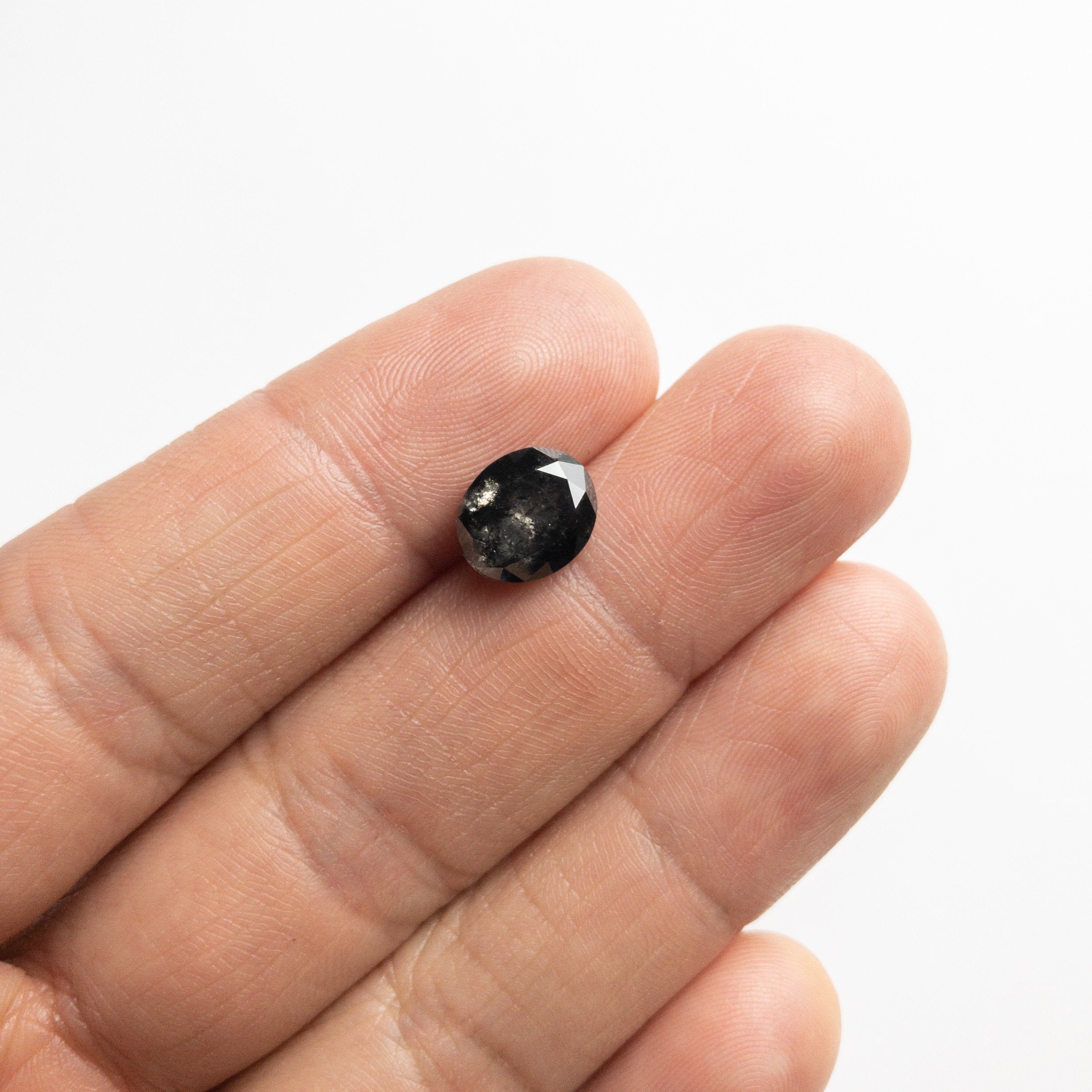 3.71ct 10.09x8.48x6.10mm Oval Brilliant 18092-09 HOLD D1204