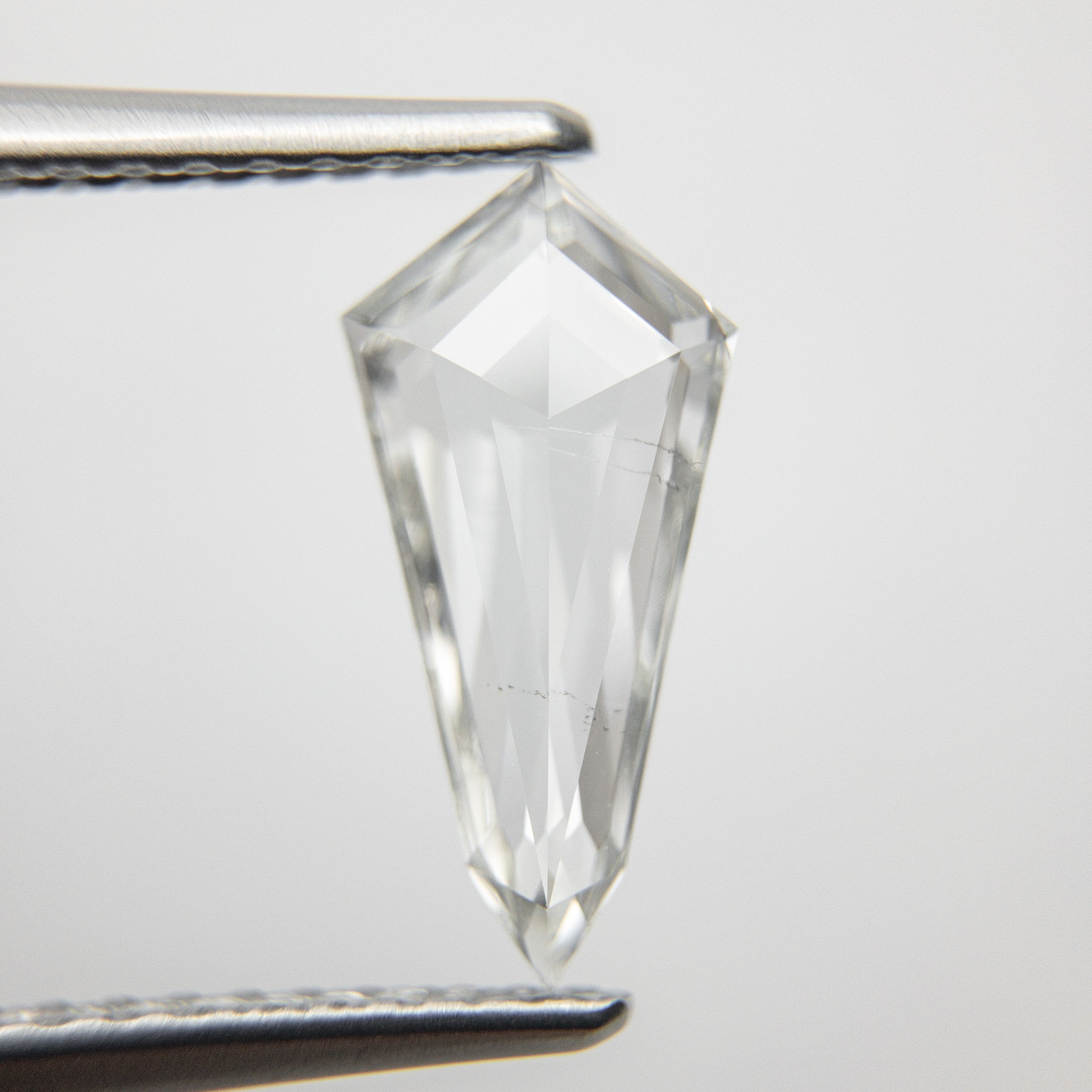 1.04ct 12.06x5.84x2.23mm Kite Rosecut 18106-01 hold d945