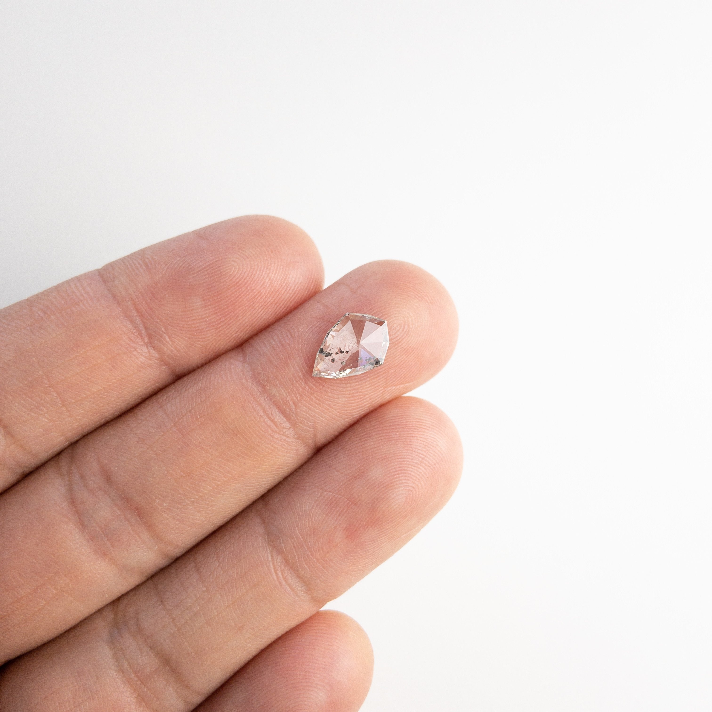 1.36ct 11.16x7.63x2.13mm Kite Rosecut 18117-10 hold d799