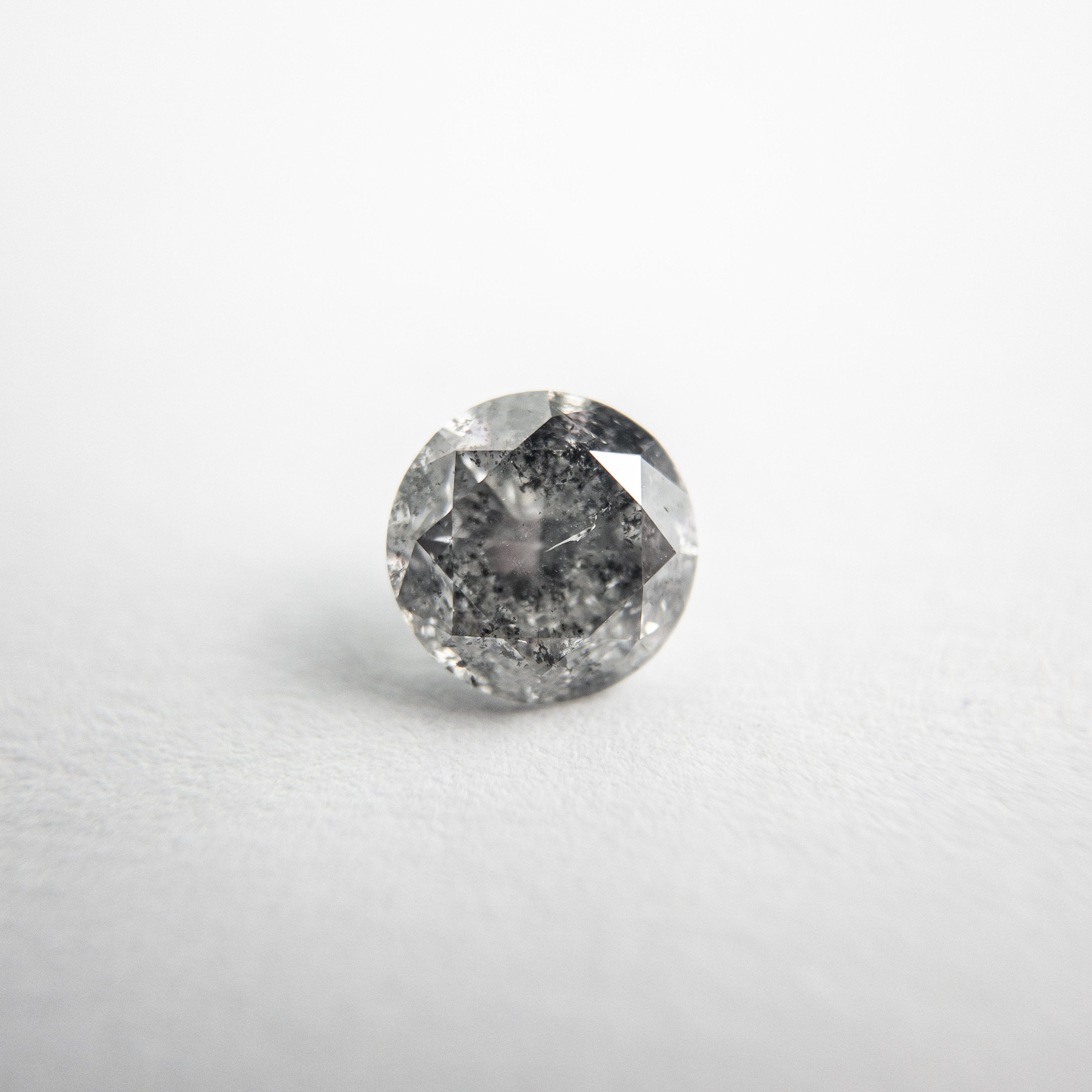 0.65ct 5.33x5.32x3.42mm Round Brilliant 18118-04