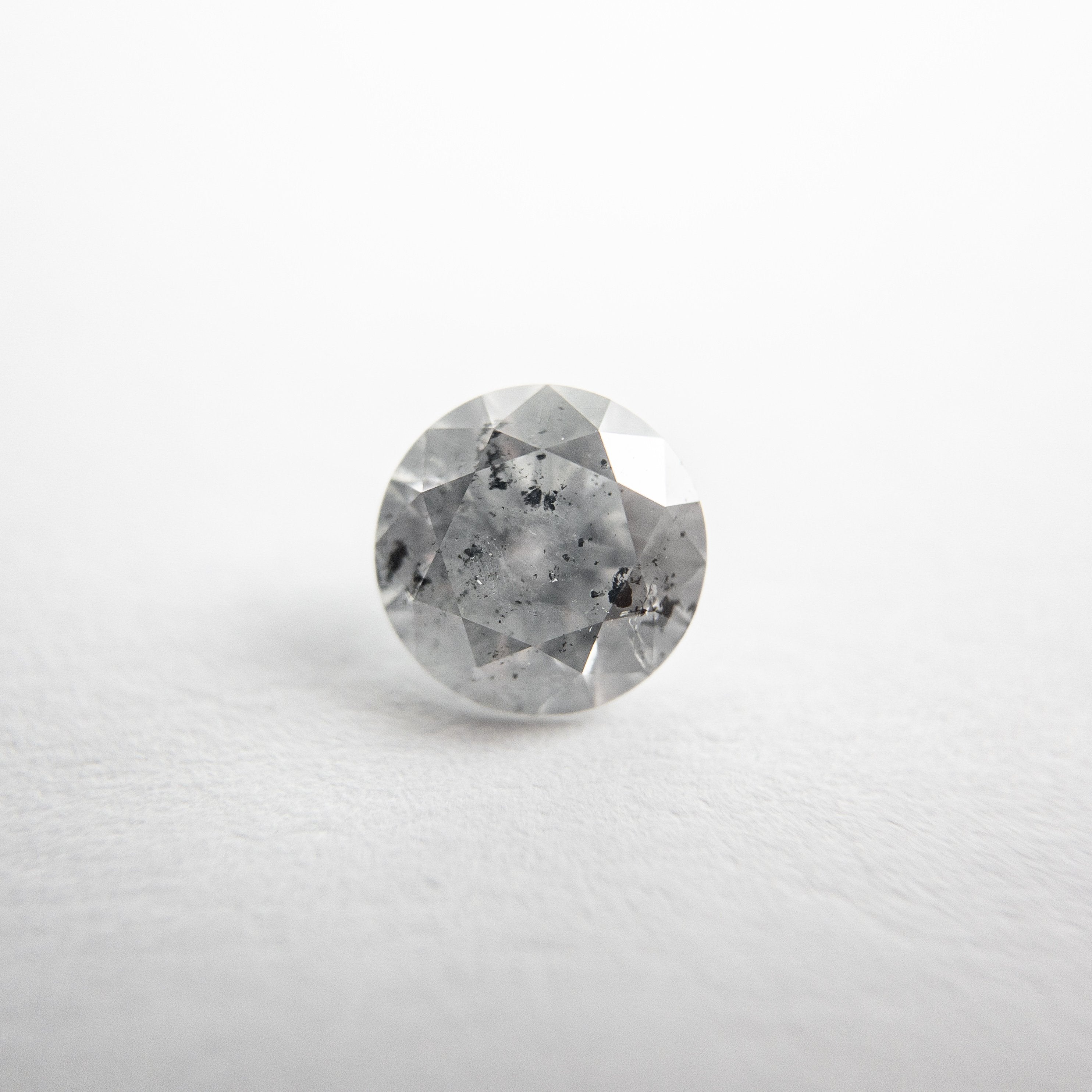 0.65ct 5.53x5.52x3.35mm Round Brilliant 18118-17 memo d911