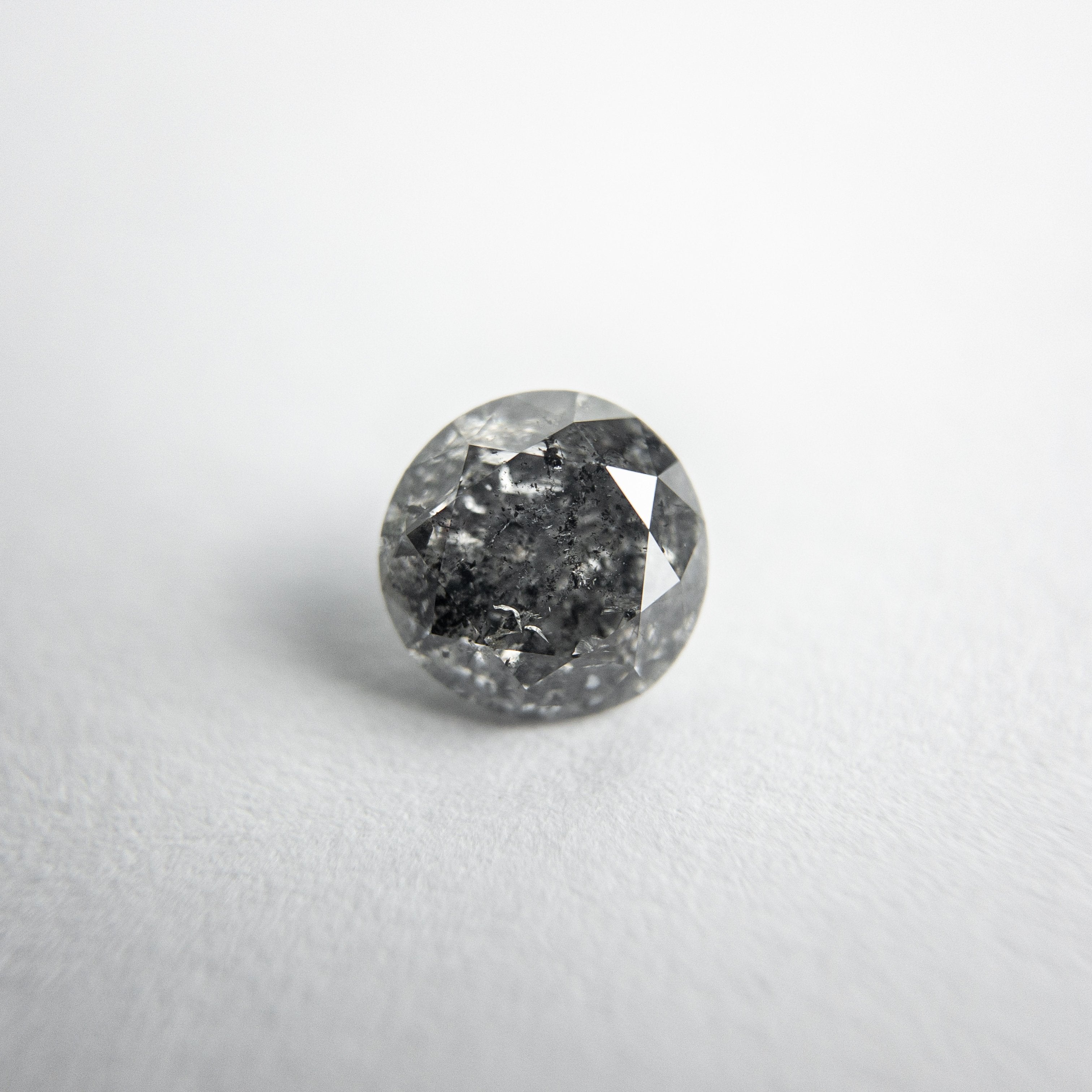 0.77ct 5.63x5.60x3.54mm Round Brilliant 18118-20