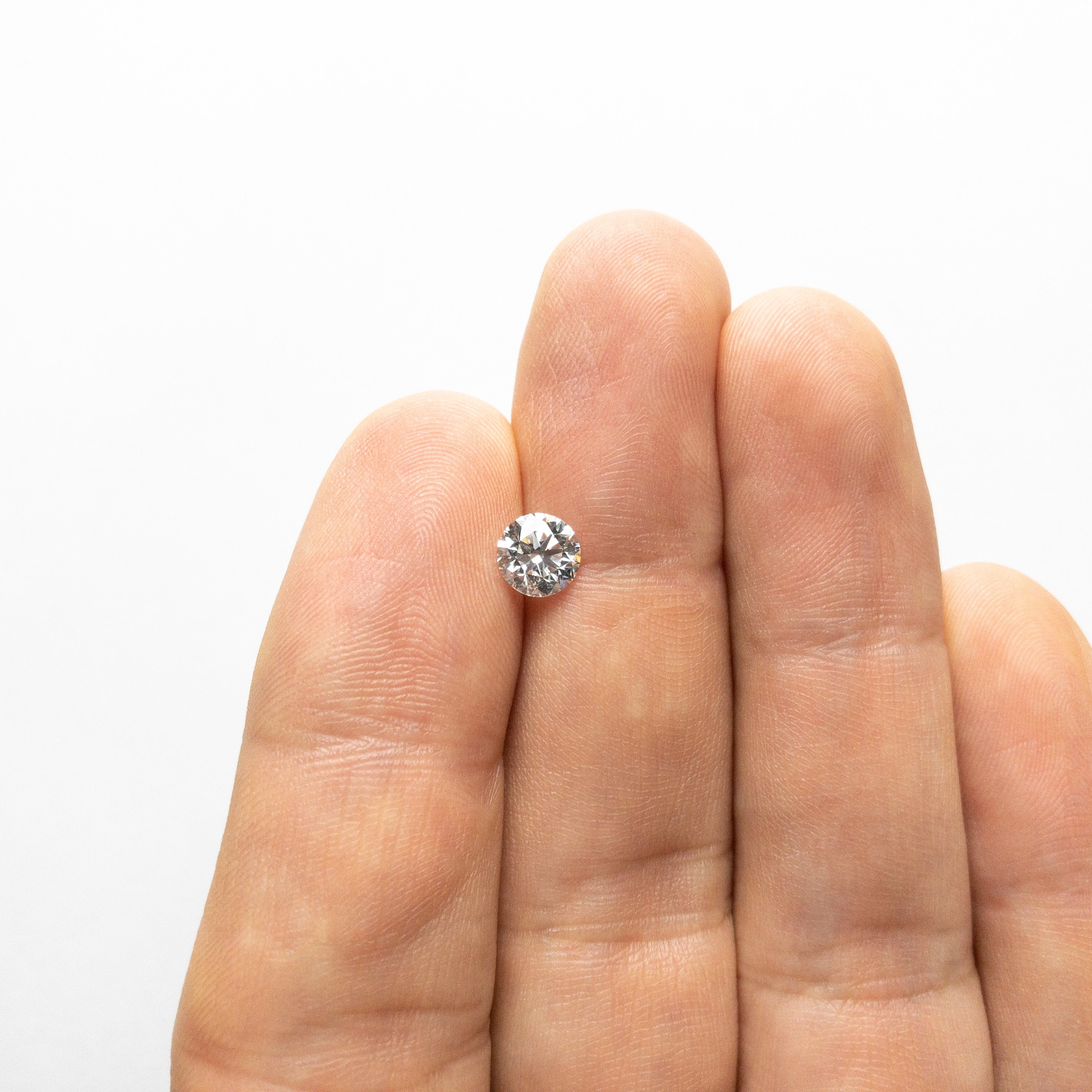 0.90ct 6.09x6.05x3.89mm VS2 E Round Brilliant 18130-01