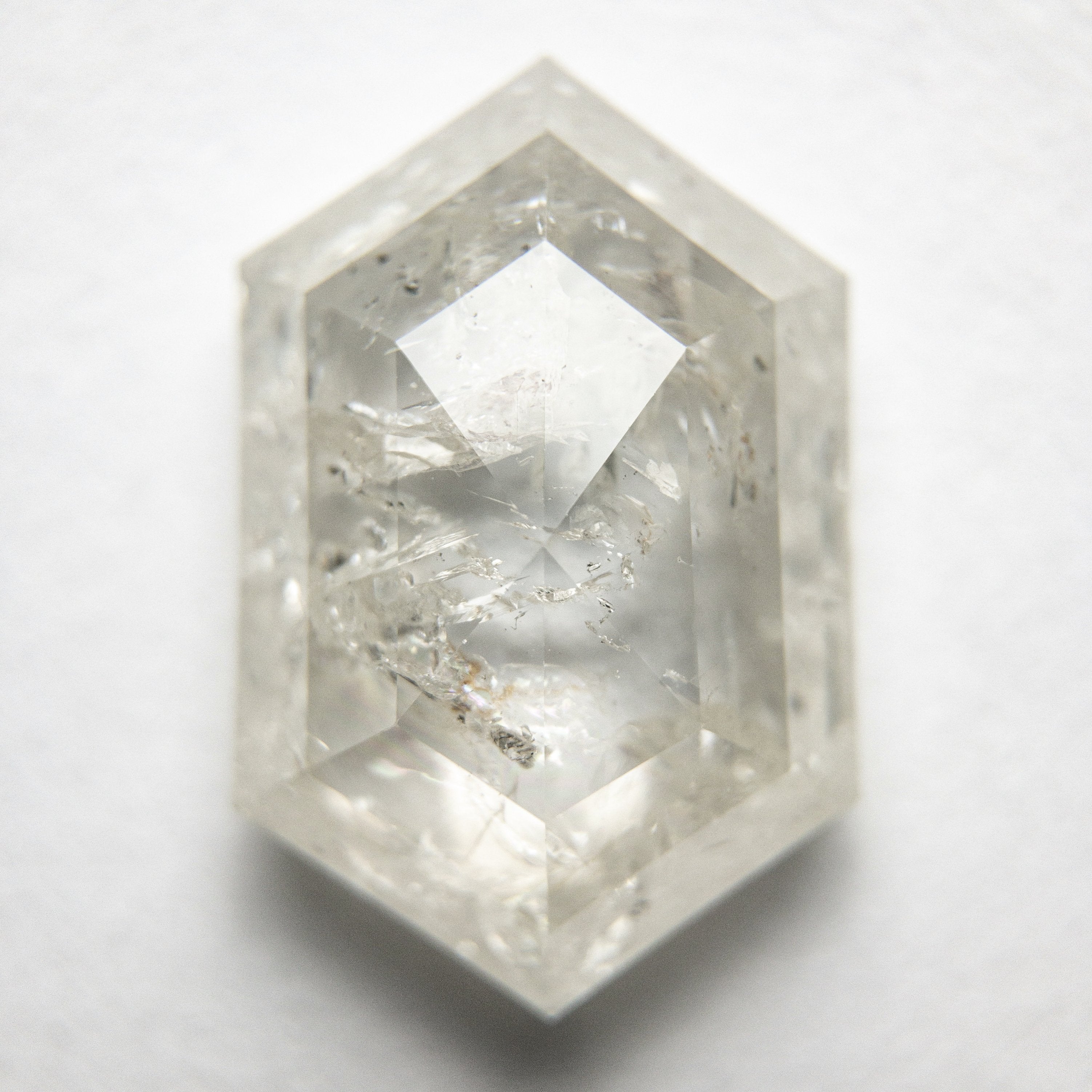 4.48ct 14.02x9.33x4.00mm Hexagon Rosecut 18133-02 hold d819