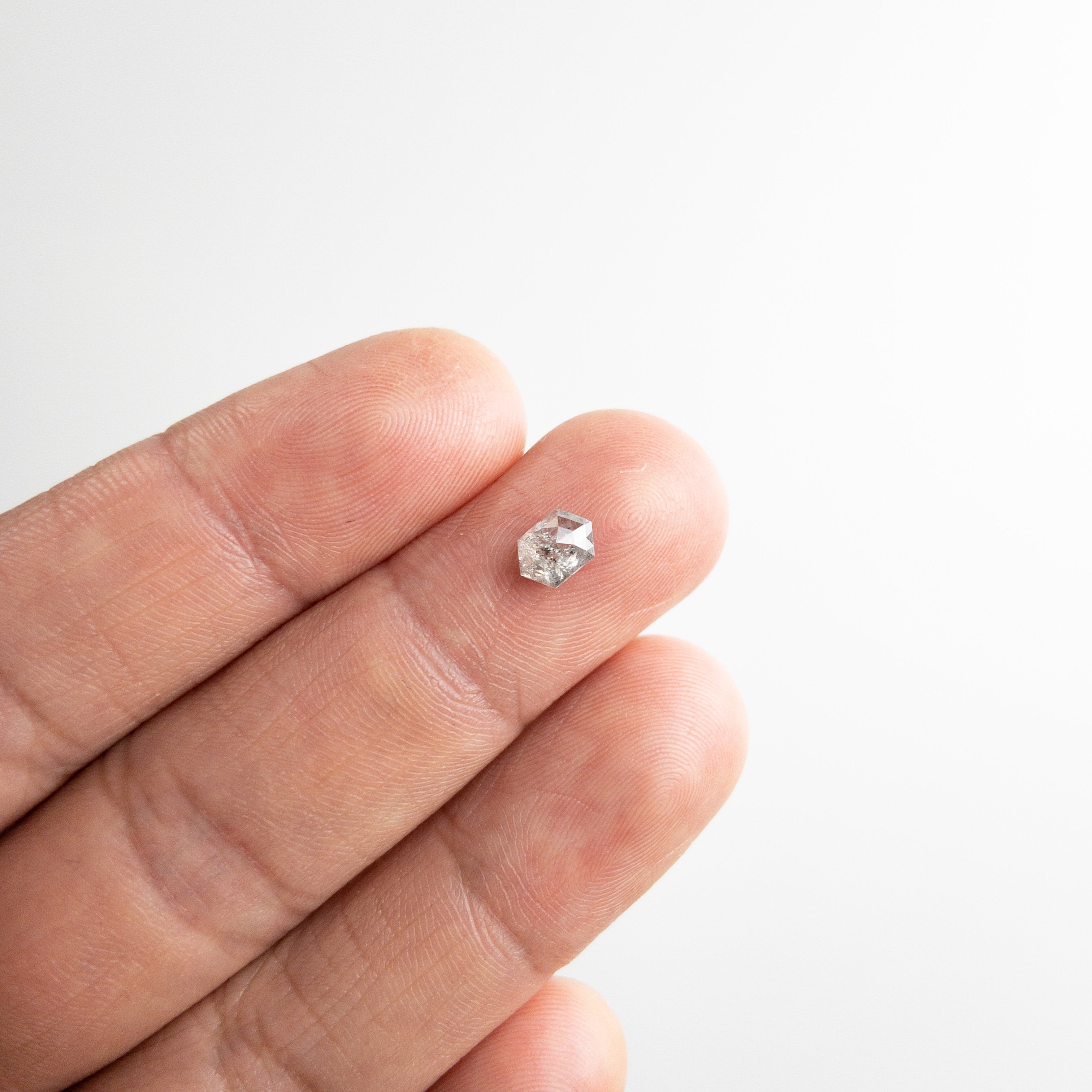 0.95ct 6.62x4.58x3.33mm Hexagon Rosecut 18134-11 hold D1025