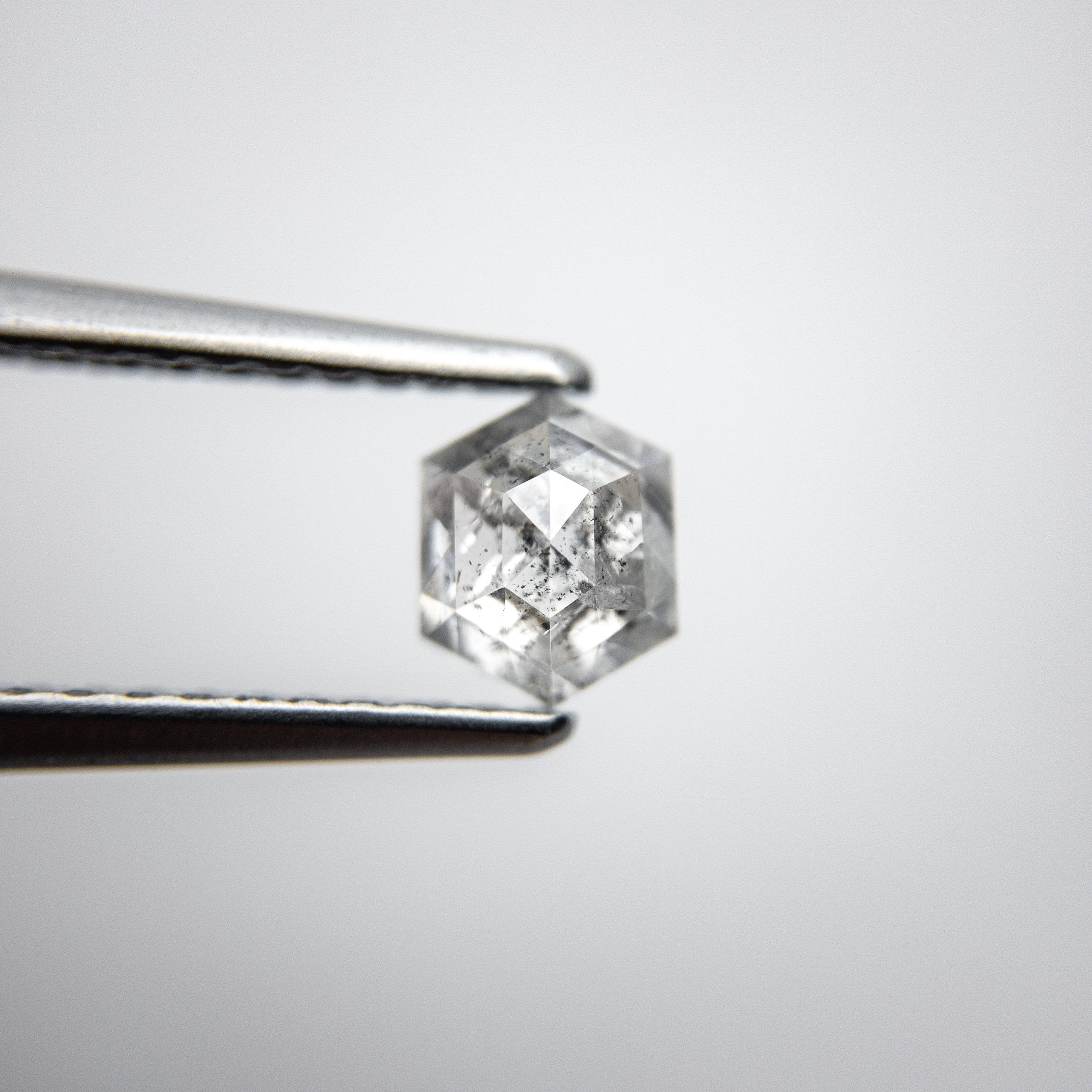 0.67ct 5.54x4.53x2.88mm Hexagon Rosecut 18134-26