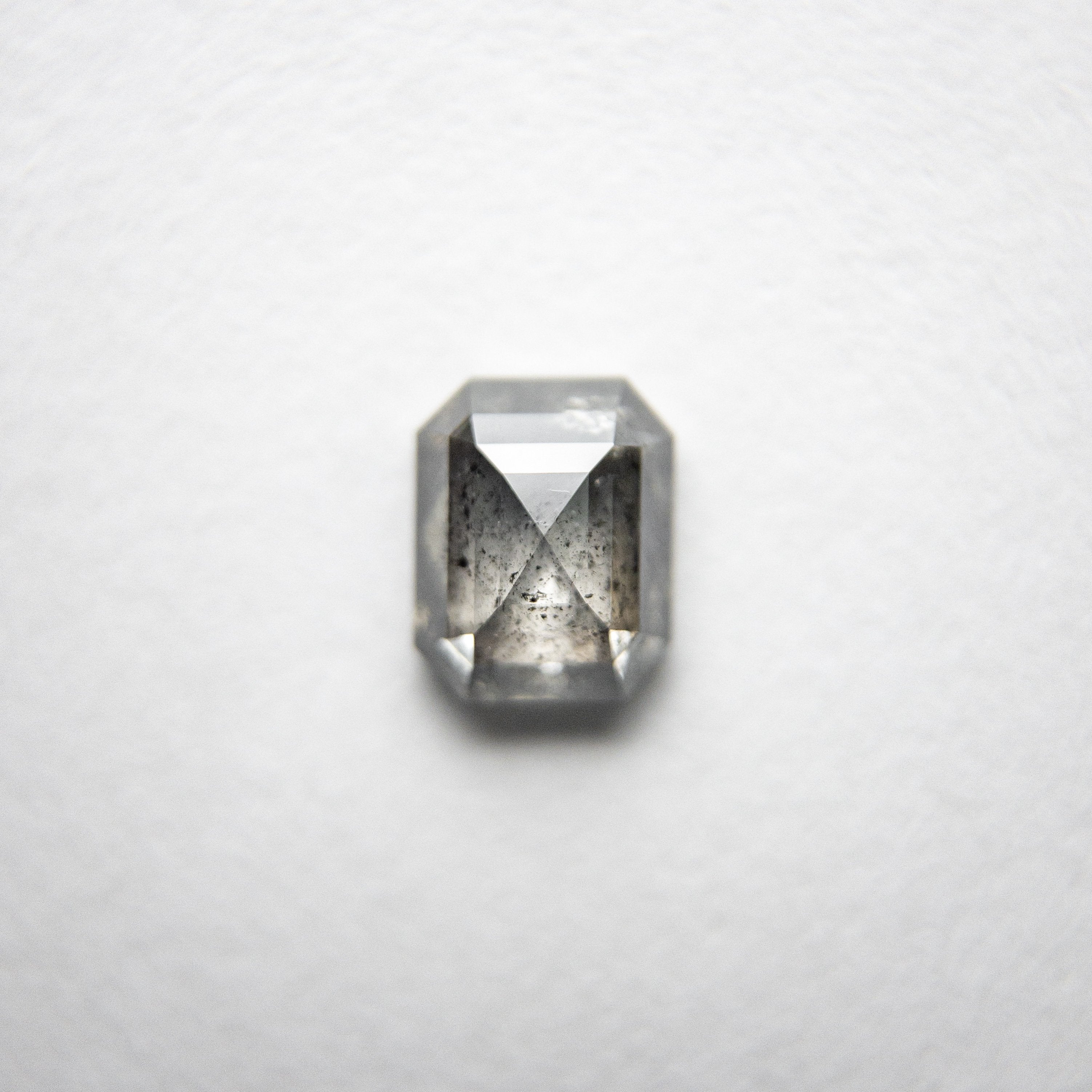 0.69ct 5.62x4.52x2.48mm Cut Corner Rectangle Rosecut 18134-48 hold D1379