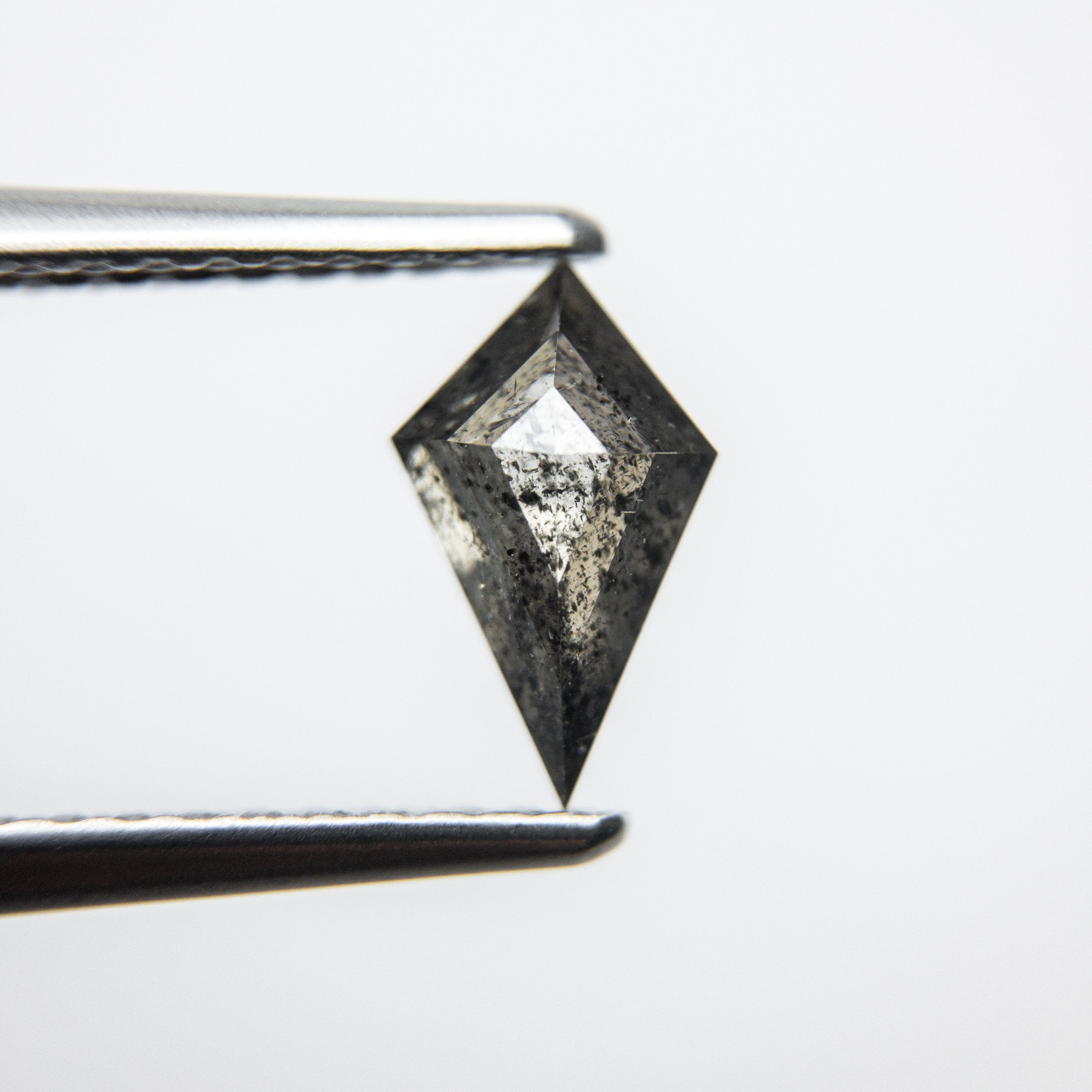 0.60ct 8.01x5.88x2.12mm Kite Rosecut 18167-11