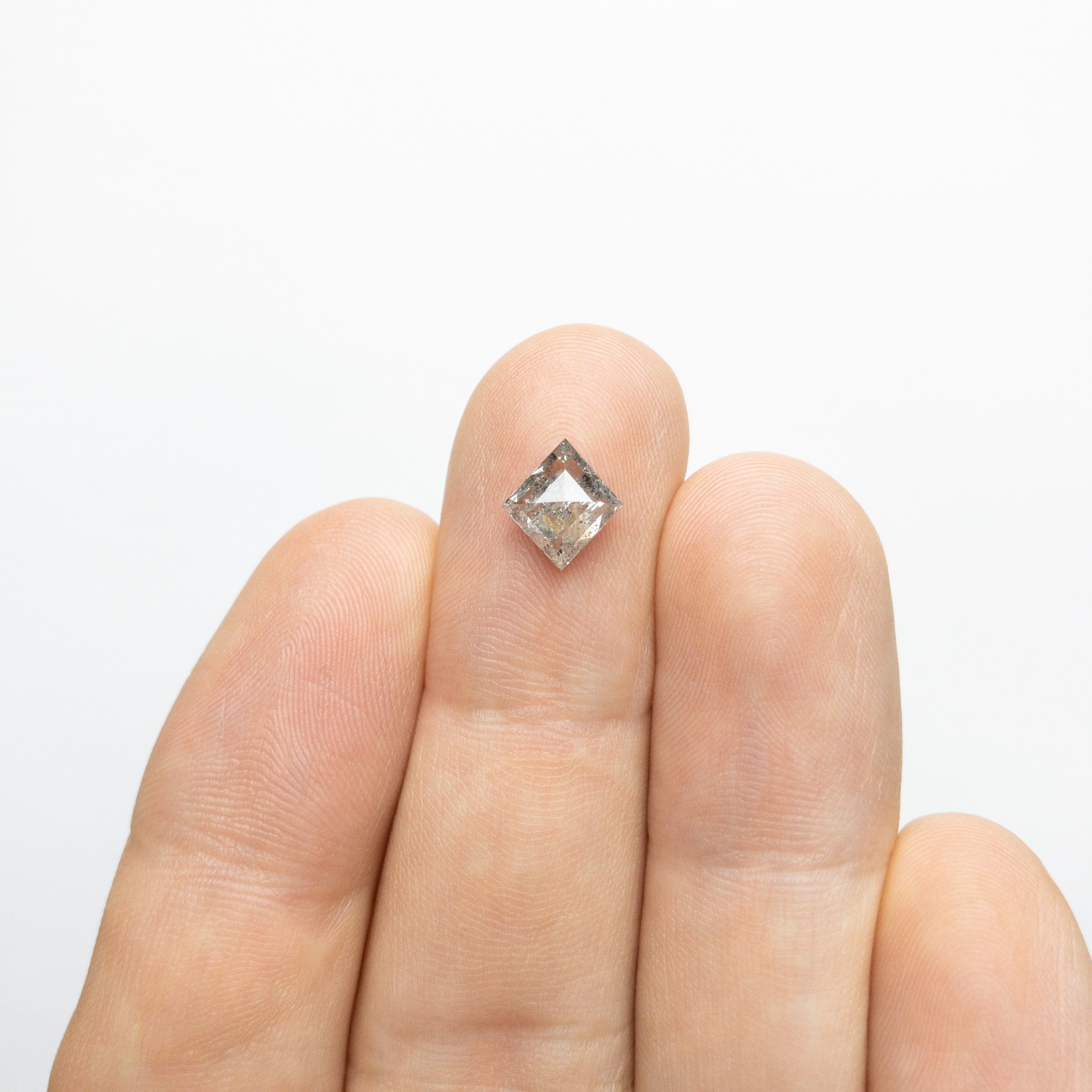 1.30ct 8.79x8.12x3.33mm Kite Rosecut 18178-04 hold d709