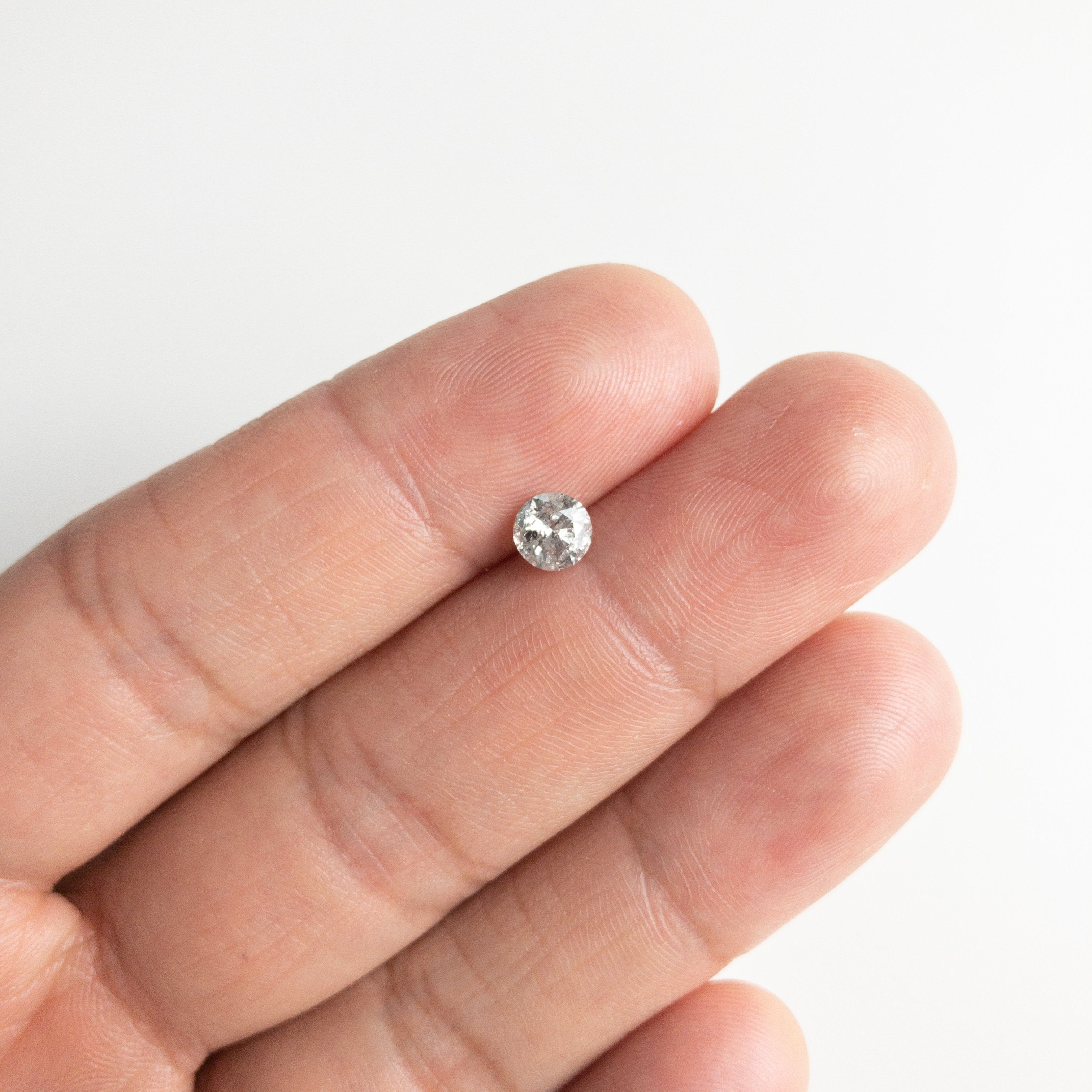 0.71ct 5.53x5.52x3.52mm Round Brilliant 18203-02