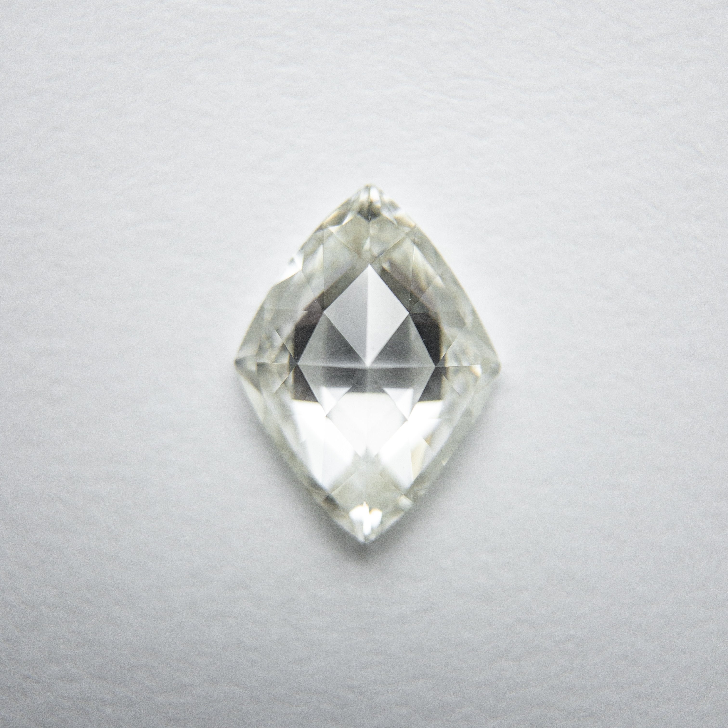 1.02ct 9.13x6.86x2.84 GIA VVS1 K Lozenge Brilliant 18204-01